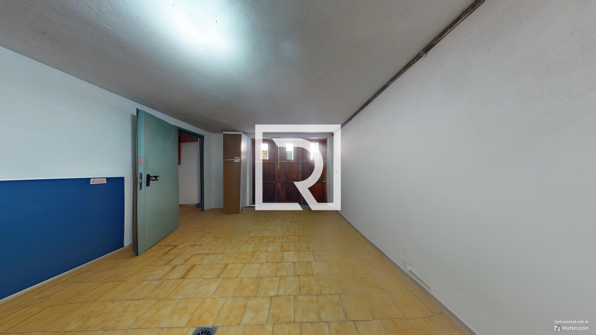 Garage_defurnished