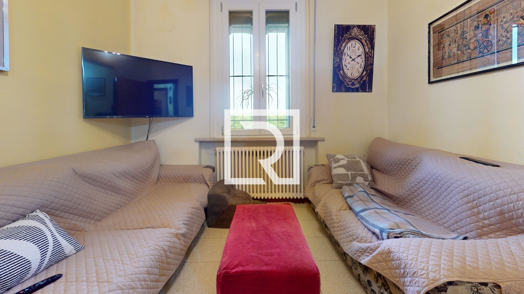 Via-Del-Canale-153-Living-Room 1