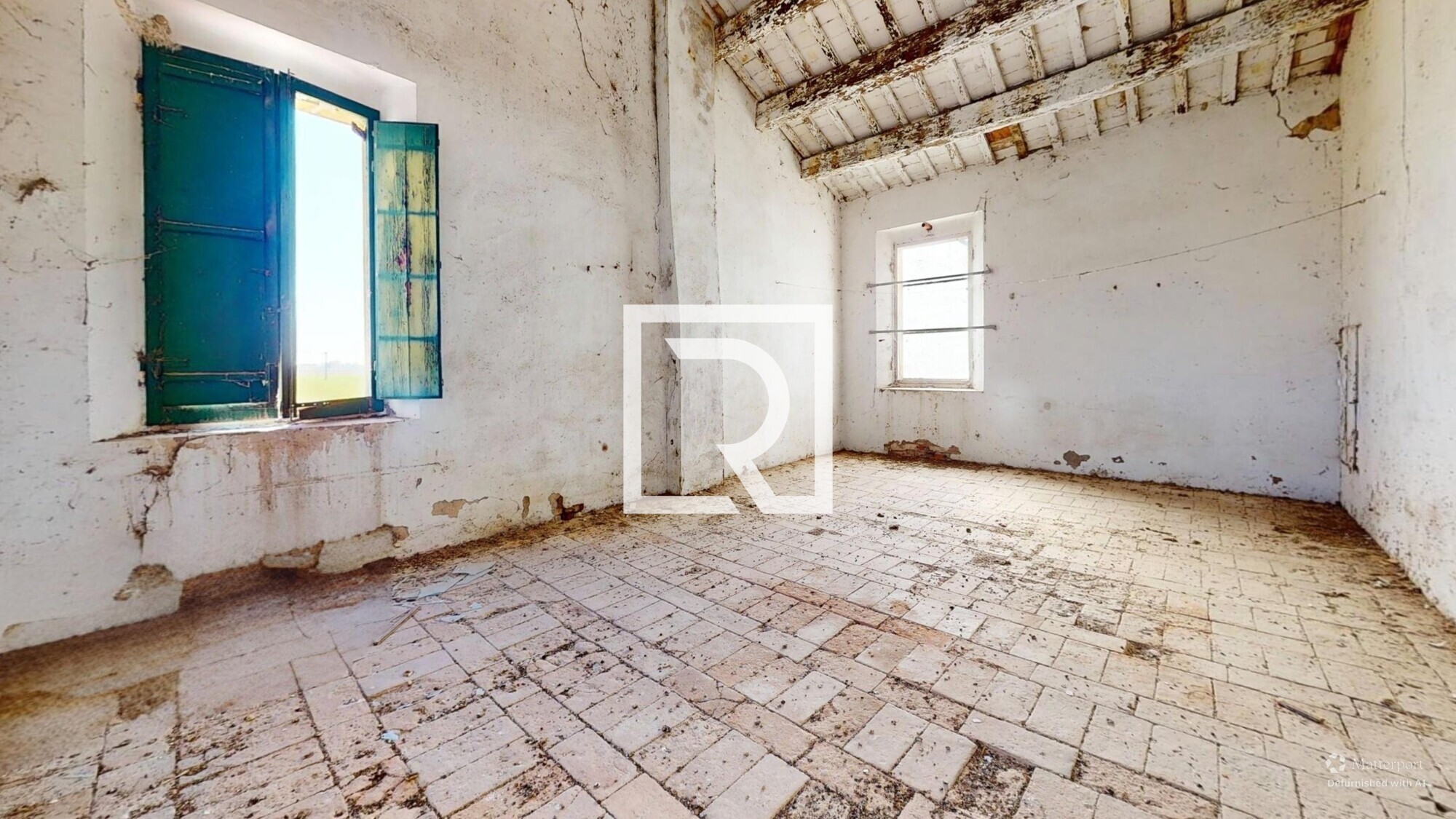 RUSTICO-CON-TERRENO-PRIVATO-Bedroom-Defurnished 2