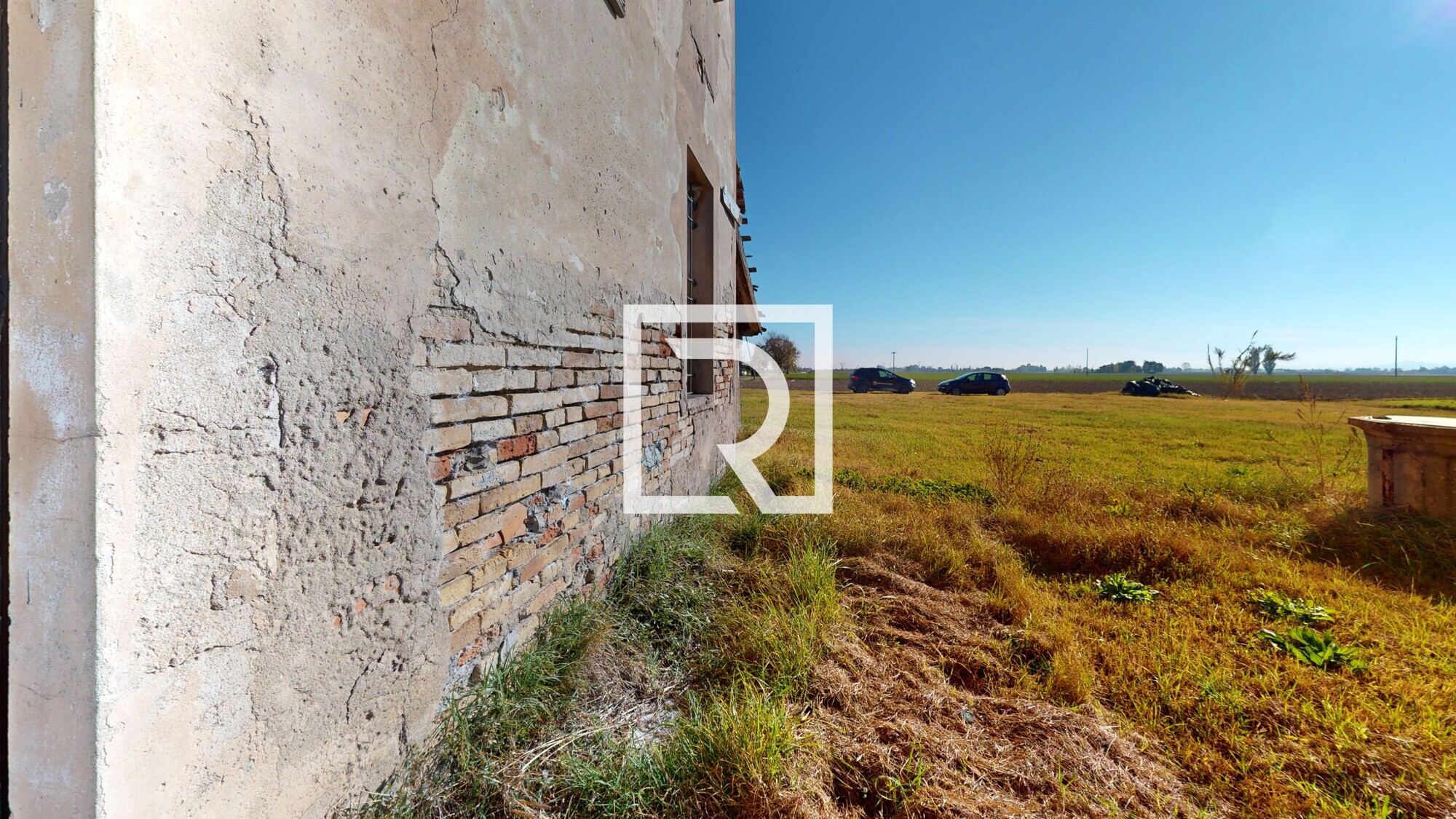 RUSTICO-CON-TERRENO-PRIVATO-Staircase