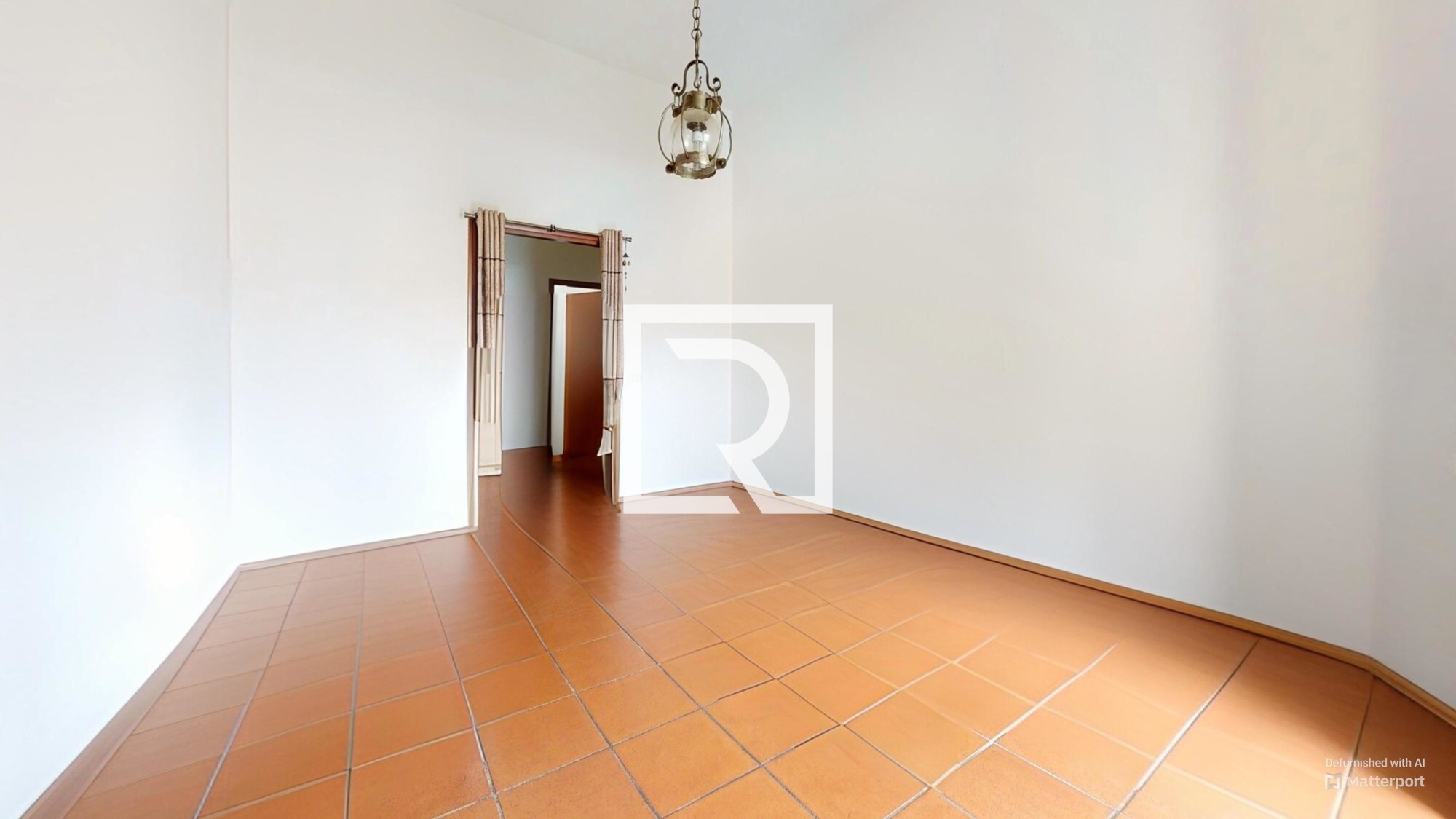Quadrilocale-Via-Borghetto-Mozzo-2-Living-Room-Defurnished 1