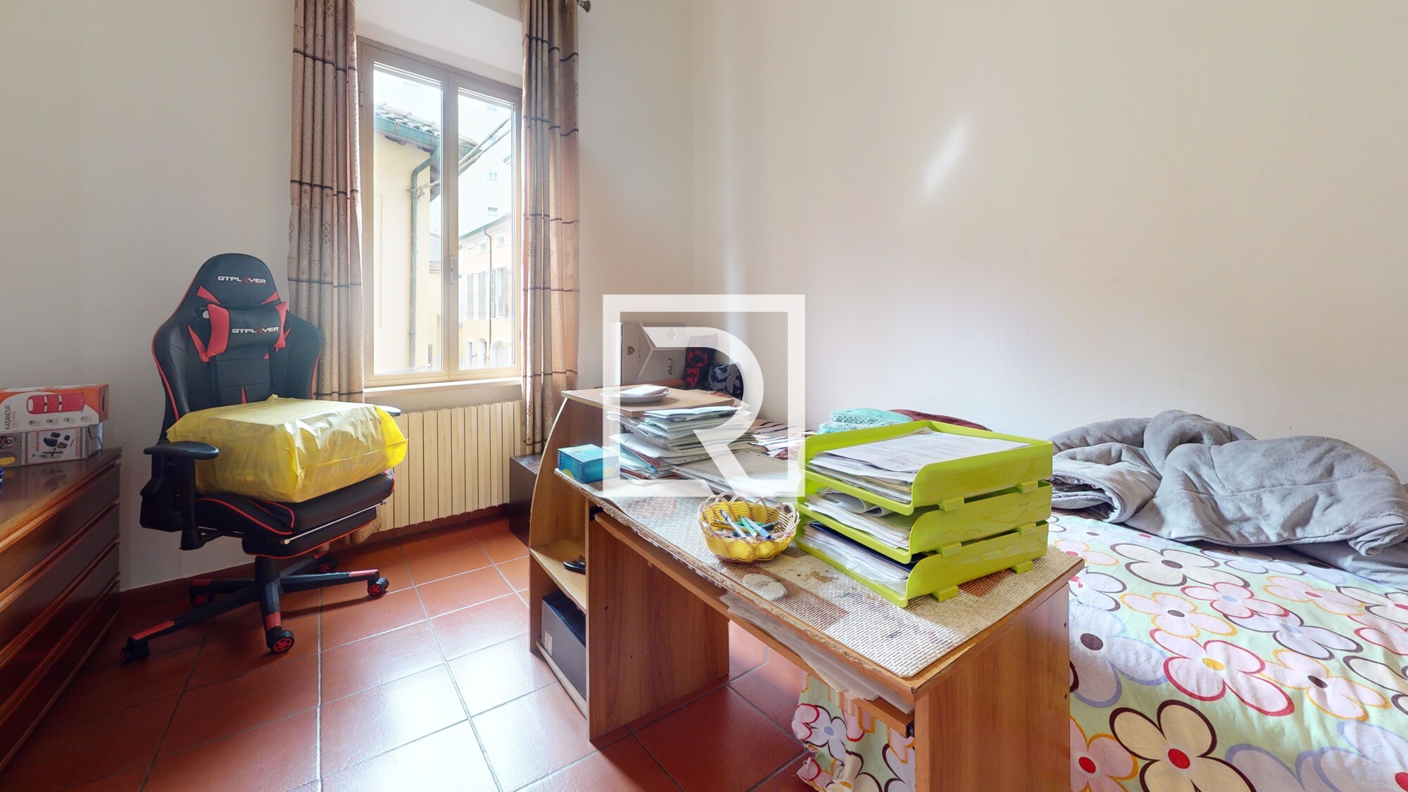Quadrilocale-Via-Borghetto-Mozzo-2-Bedroom 4