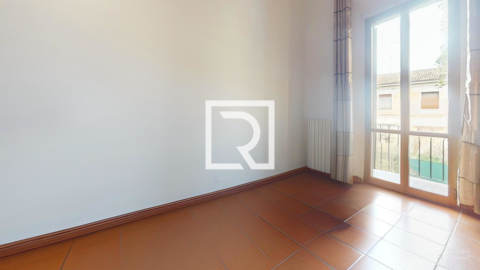 Quadrilocale-Via-Borghetto-Mozzo-2-Living-Room-Defurnished