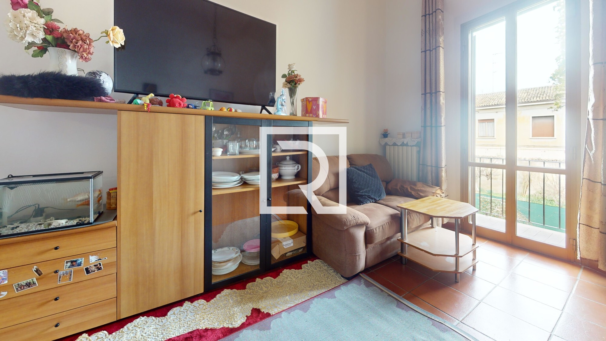 Quadrilocale-Via-Borghetto-Mozzo-2-Living-Room