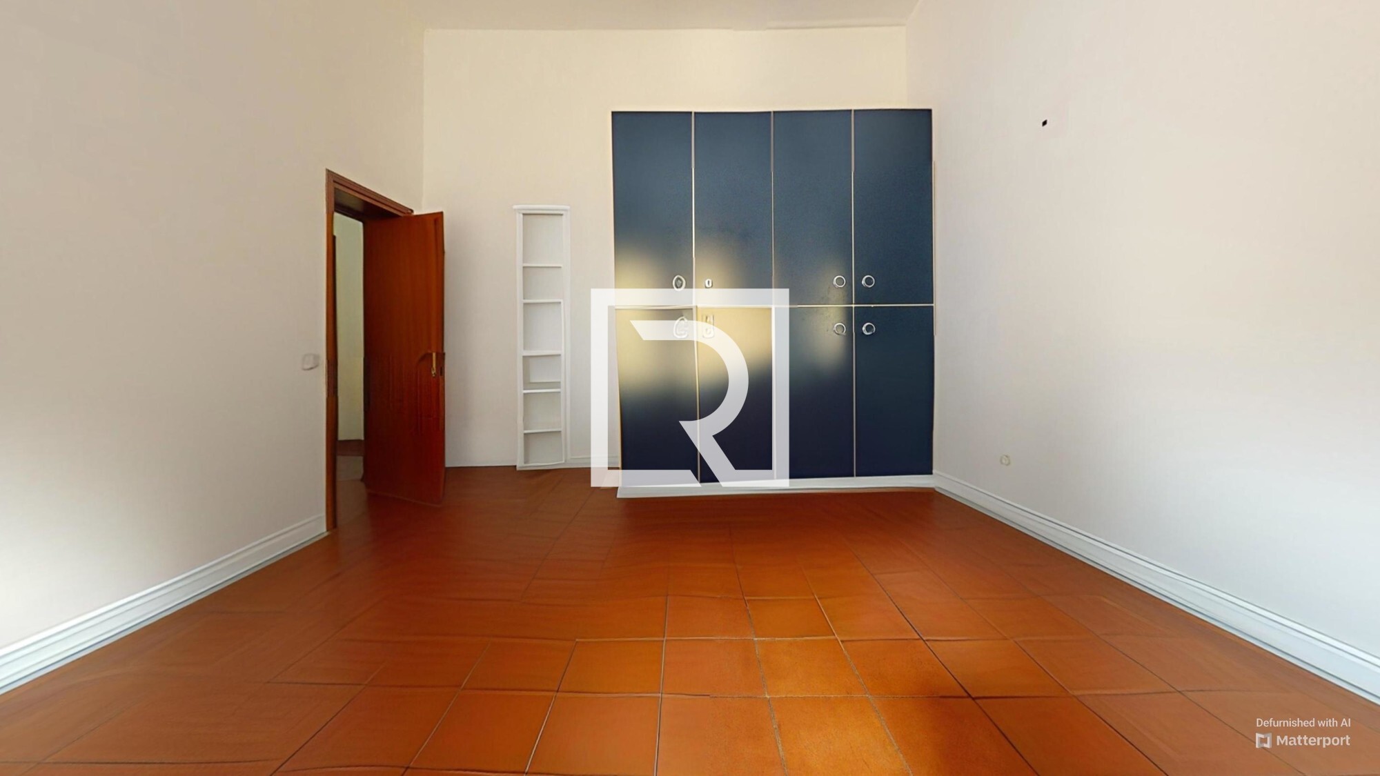 Quadrilocale-Via-Borghetto-Mozzo-2-Bedroom-Defurnished 4