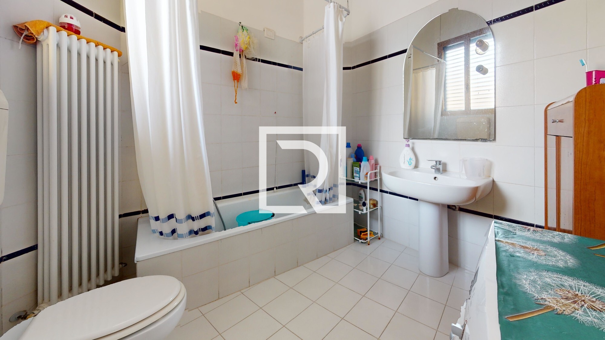 Quadrilocale-Via-Borghetto-Mozzo-2-Bathroom