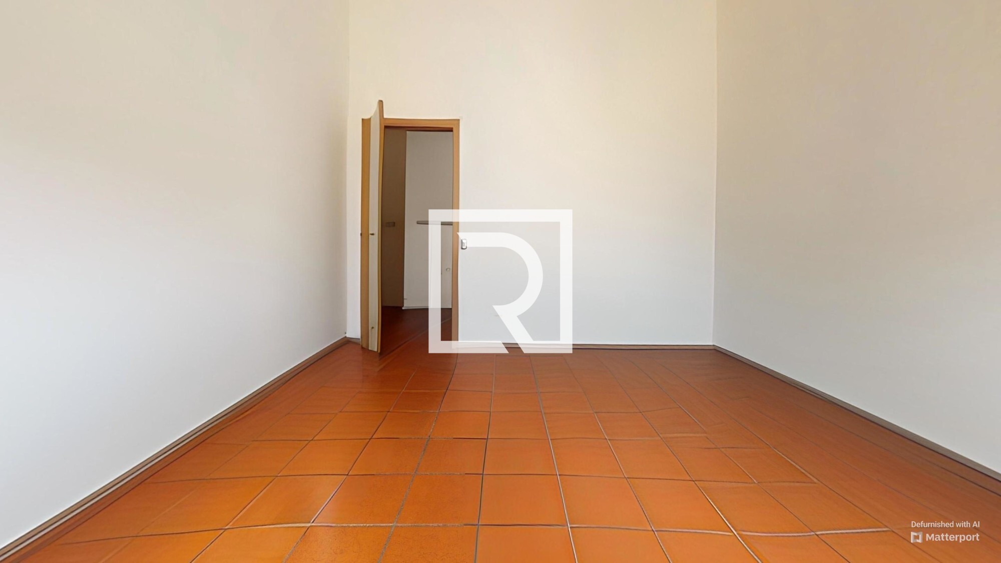 Quadrilocale-Via-Borghetto-Mozzo-2-Bedroom-Defurnished 5