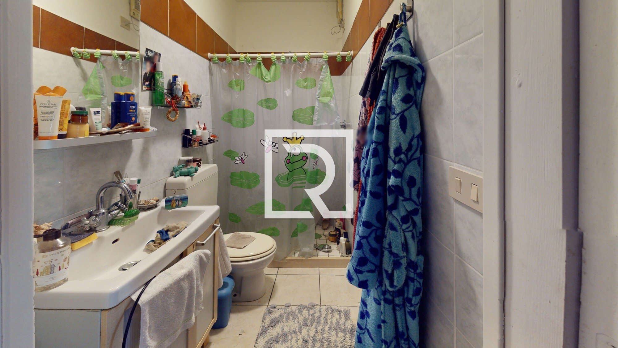 Bathroom (2)