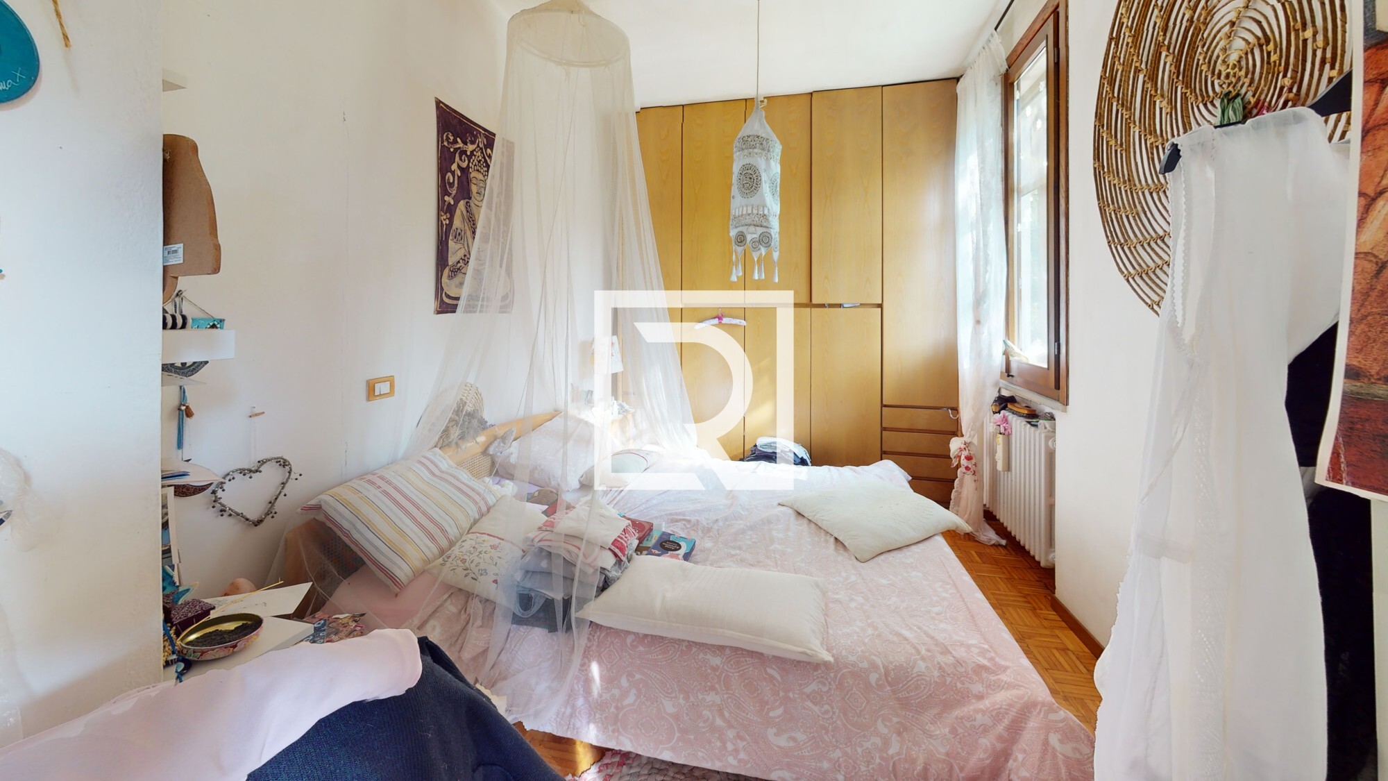 Bedroom (1)