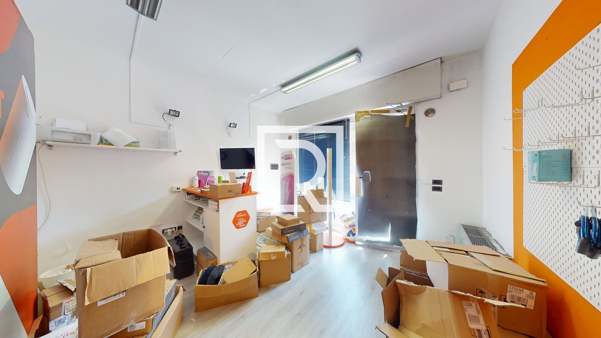 Negozio-Foro-Boario-08042025_162901