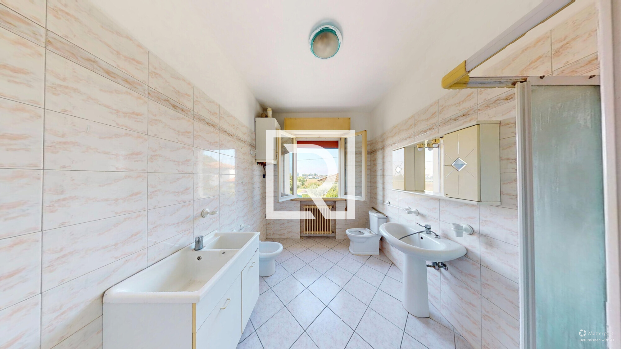 08252025_180734_defurnished