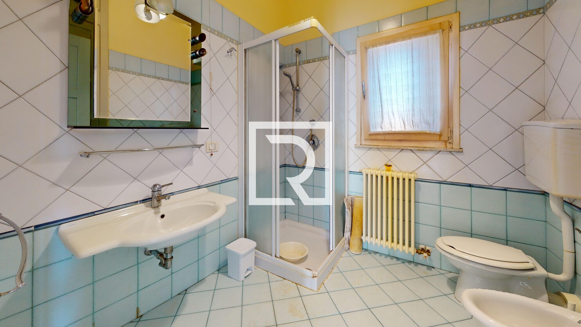 11-Via-Giovanni-Fronticelli-Baldelli-Bathroom 3