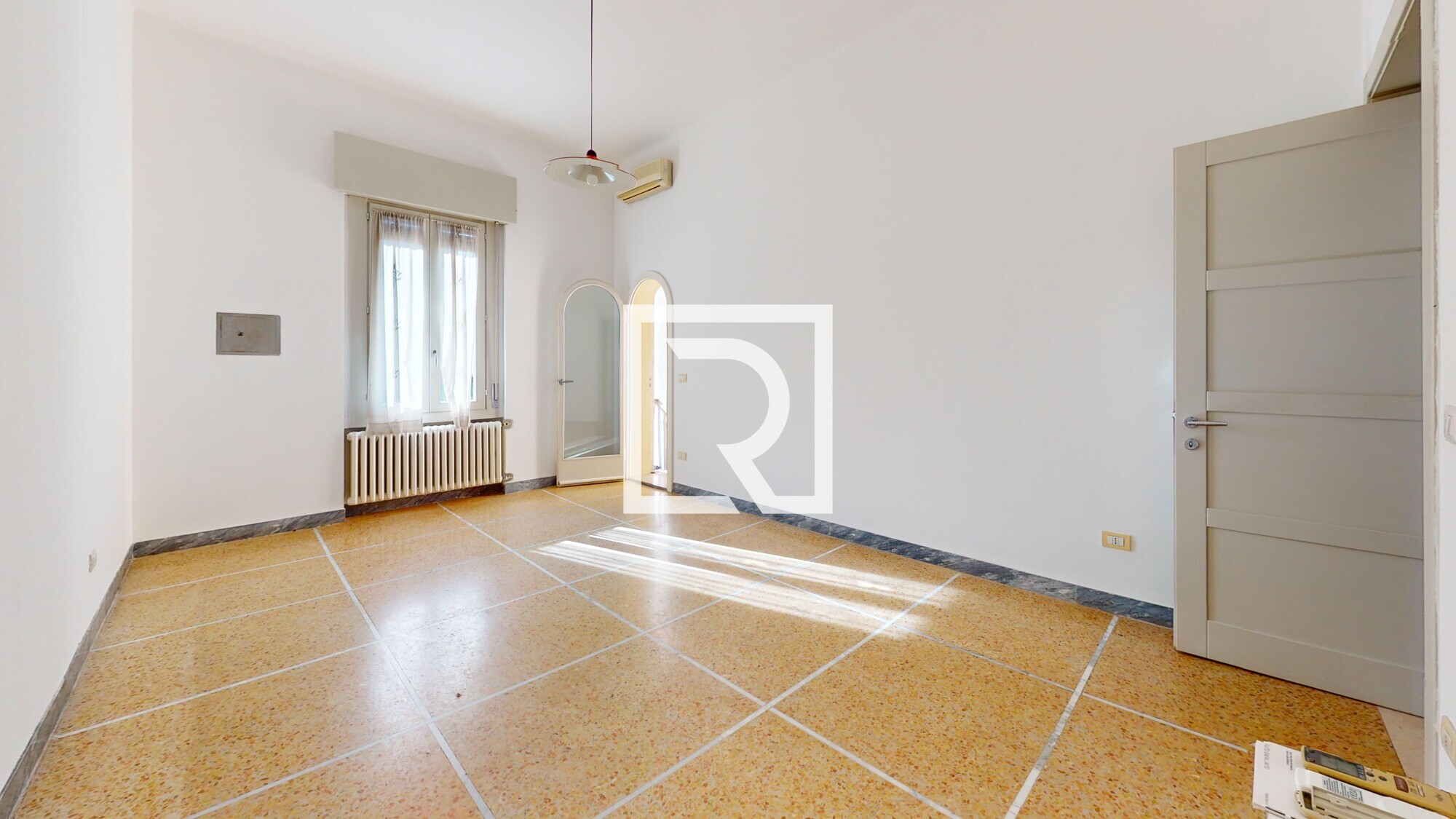 11-Via-Giovanni-Fronticelli-Baldelli-Bedroom 10