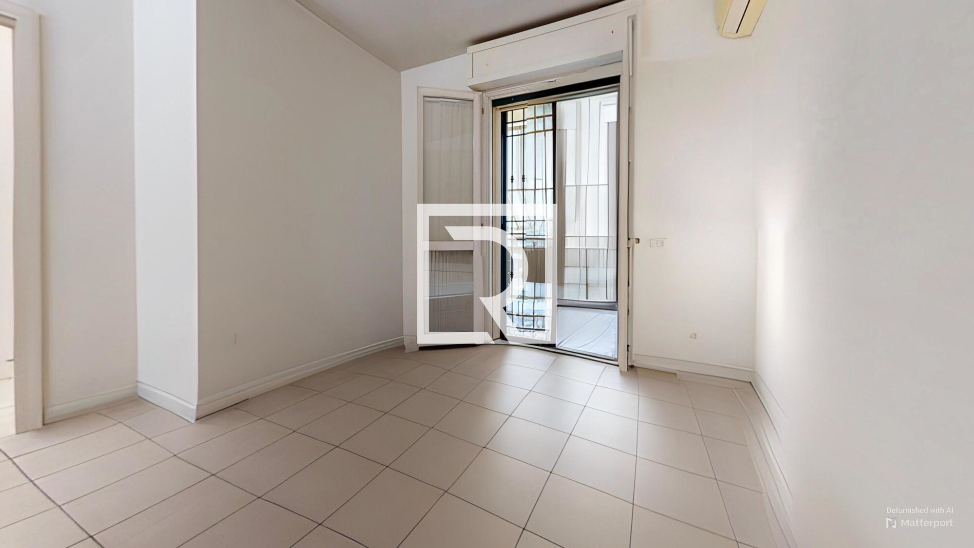 bilocale-con-cantina-e-posto-auto-Bedroom-Defurnished 1