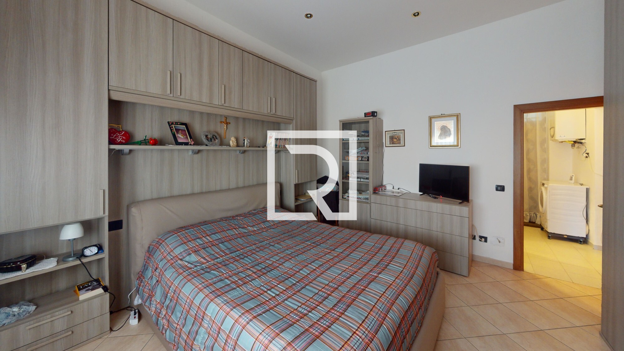 Via-Rio-Cozzi-Bedroom 2