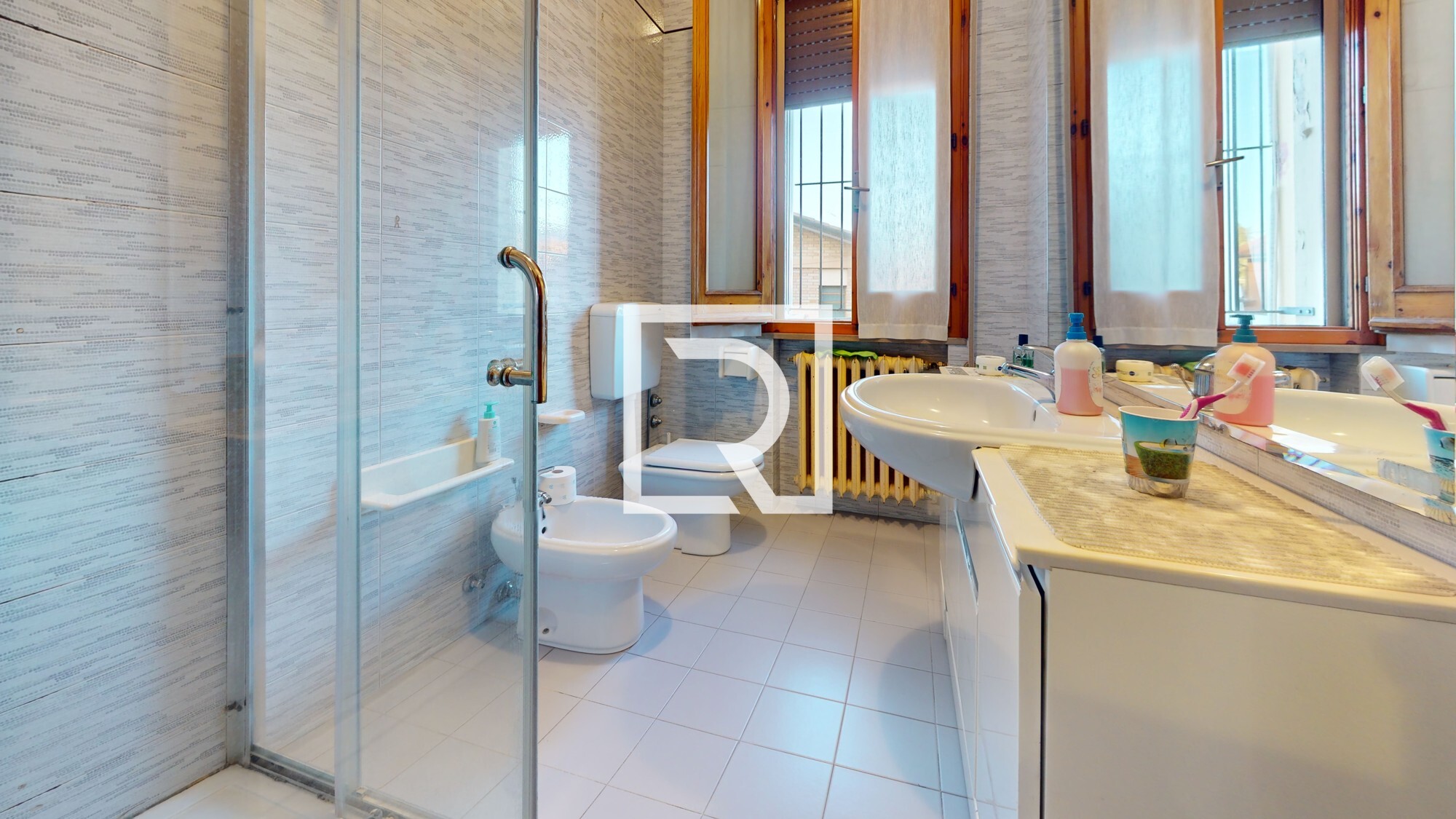 Bathroom (19)