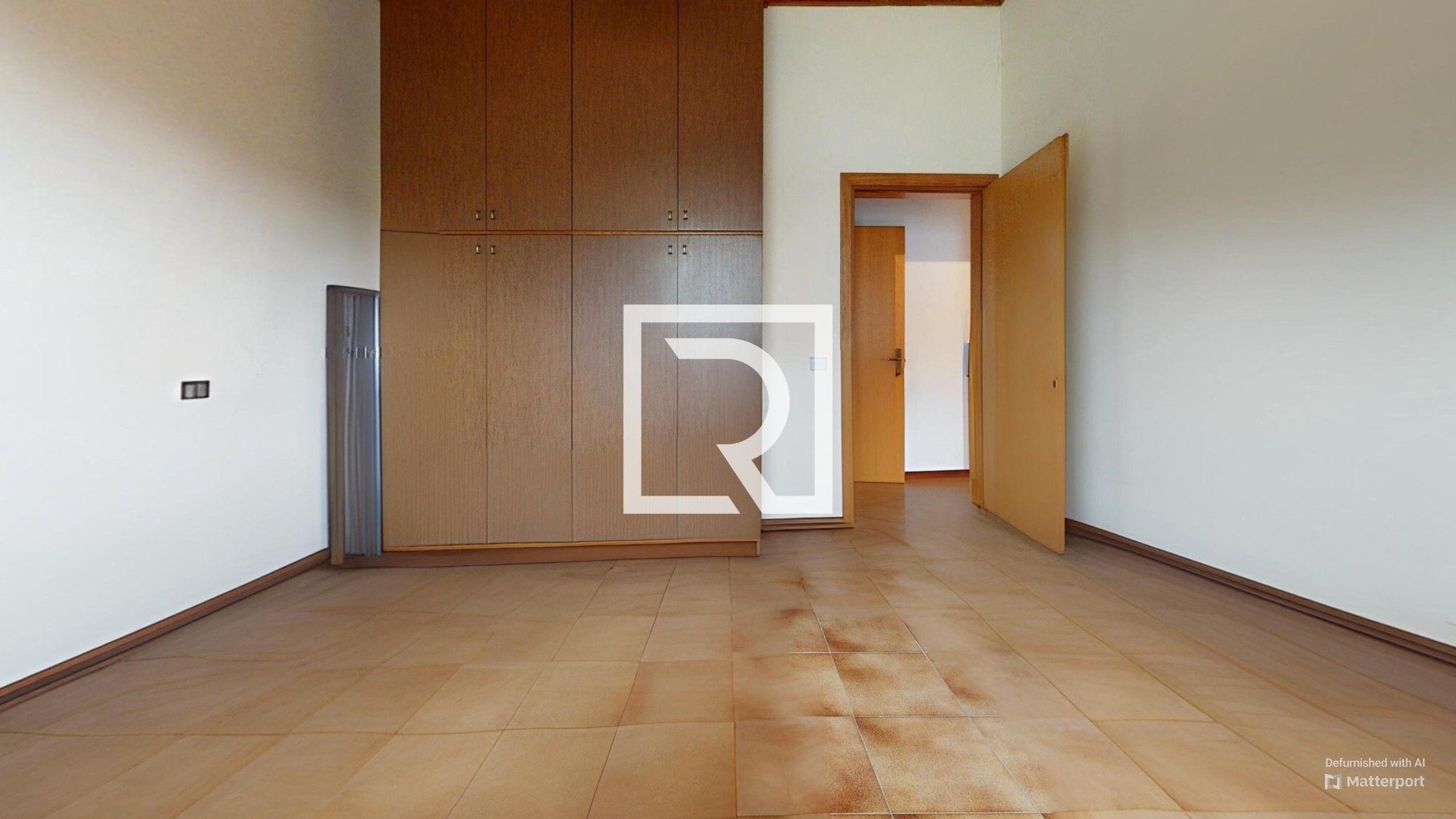 Via-Del-Canale-155-Bedroom-Defurnished 1