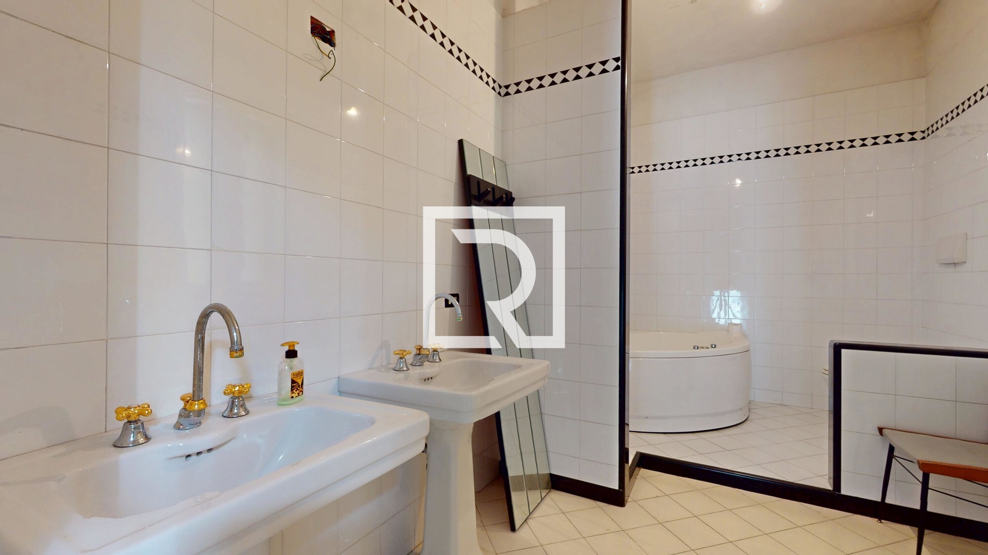 CASA-CON-4-CAMERE-E-TAVERNETTA-07212025_153246