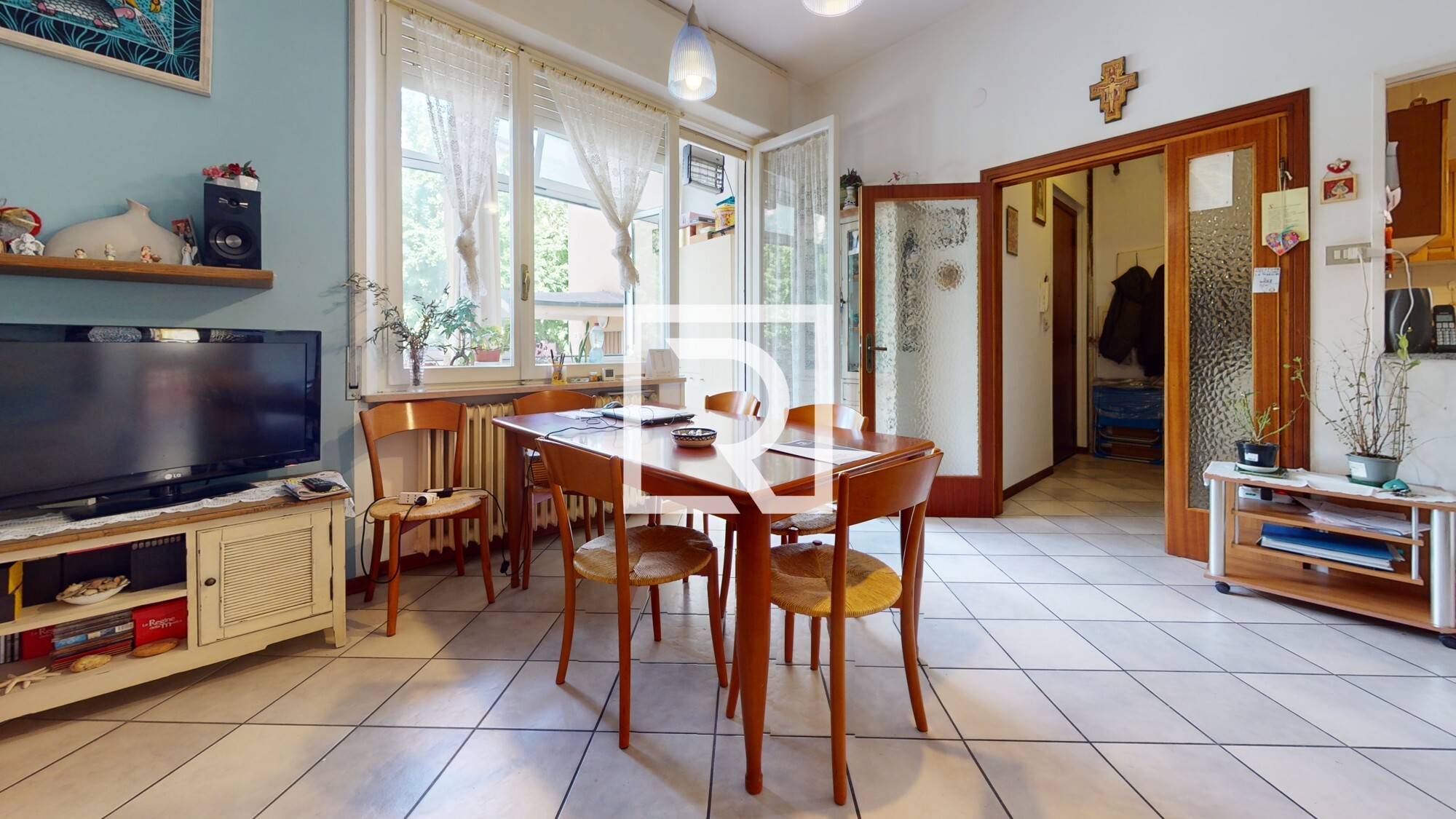 Dining-Room (2)