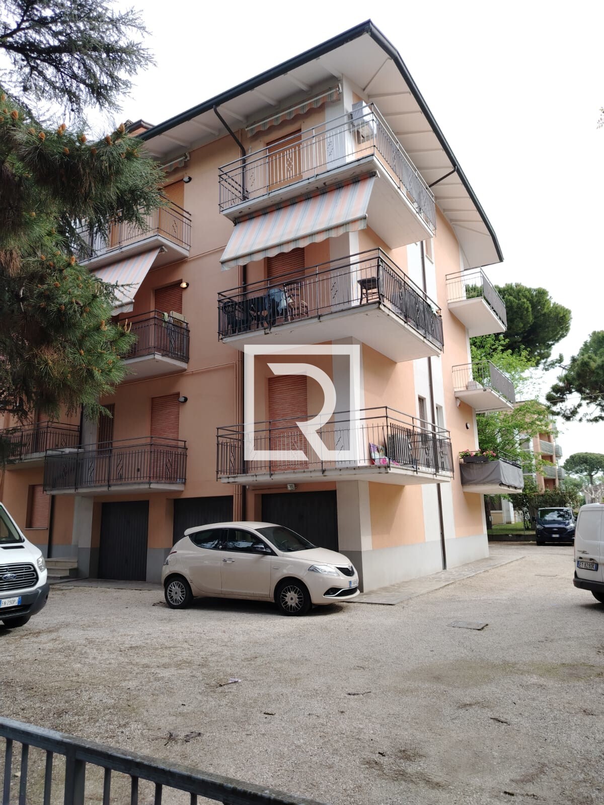 CONDOMINIO