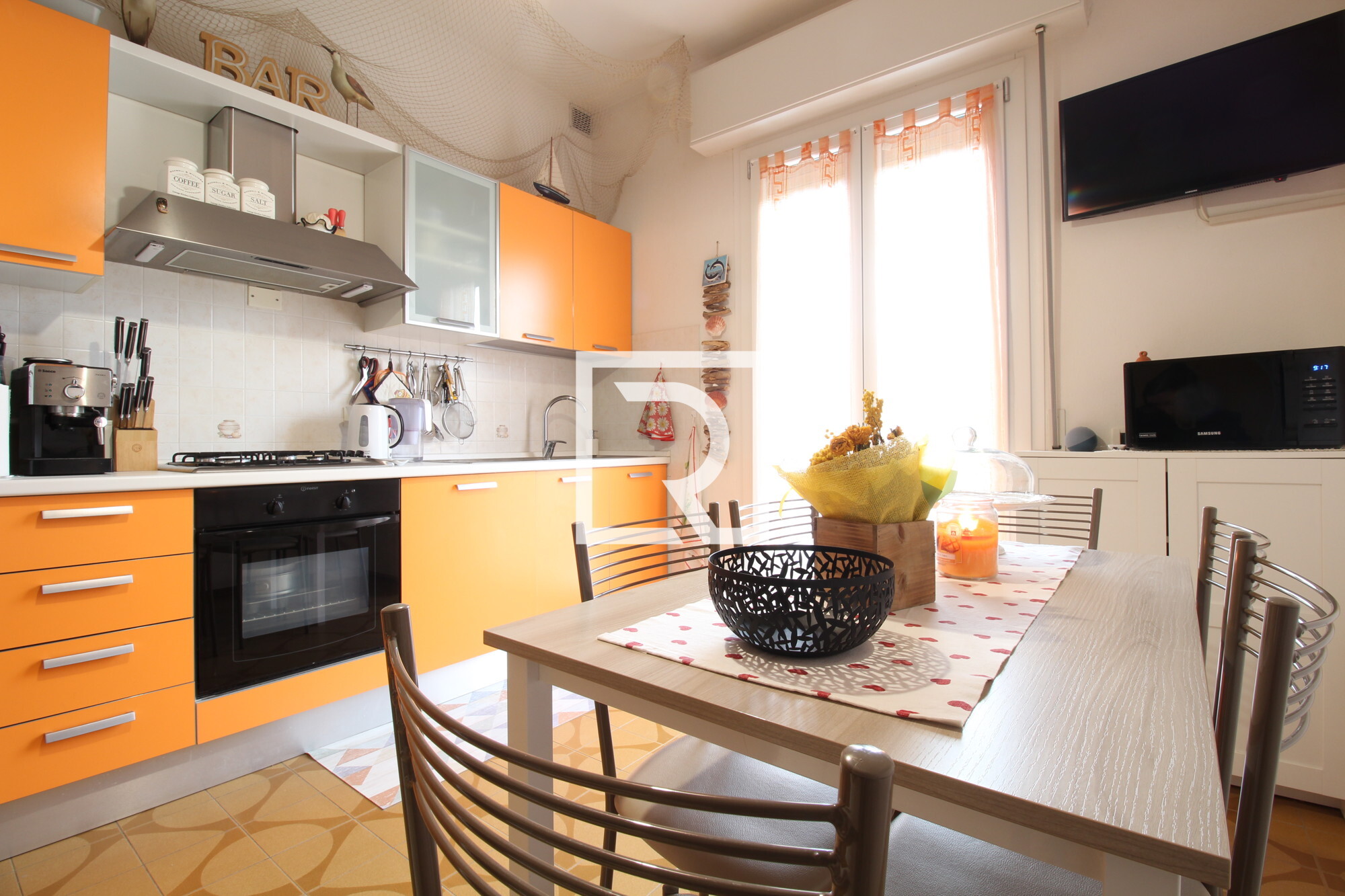 CUCINA A VISTA