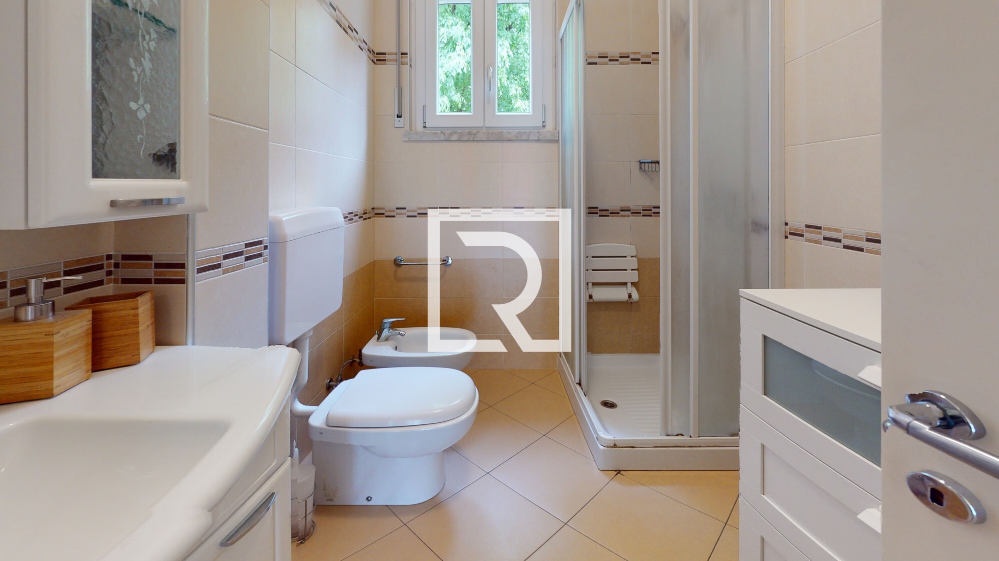 Bathroom (7)