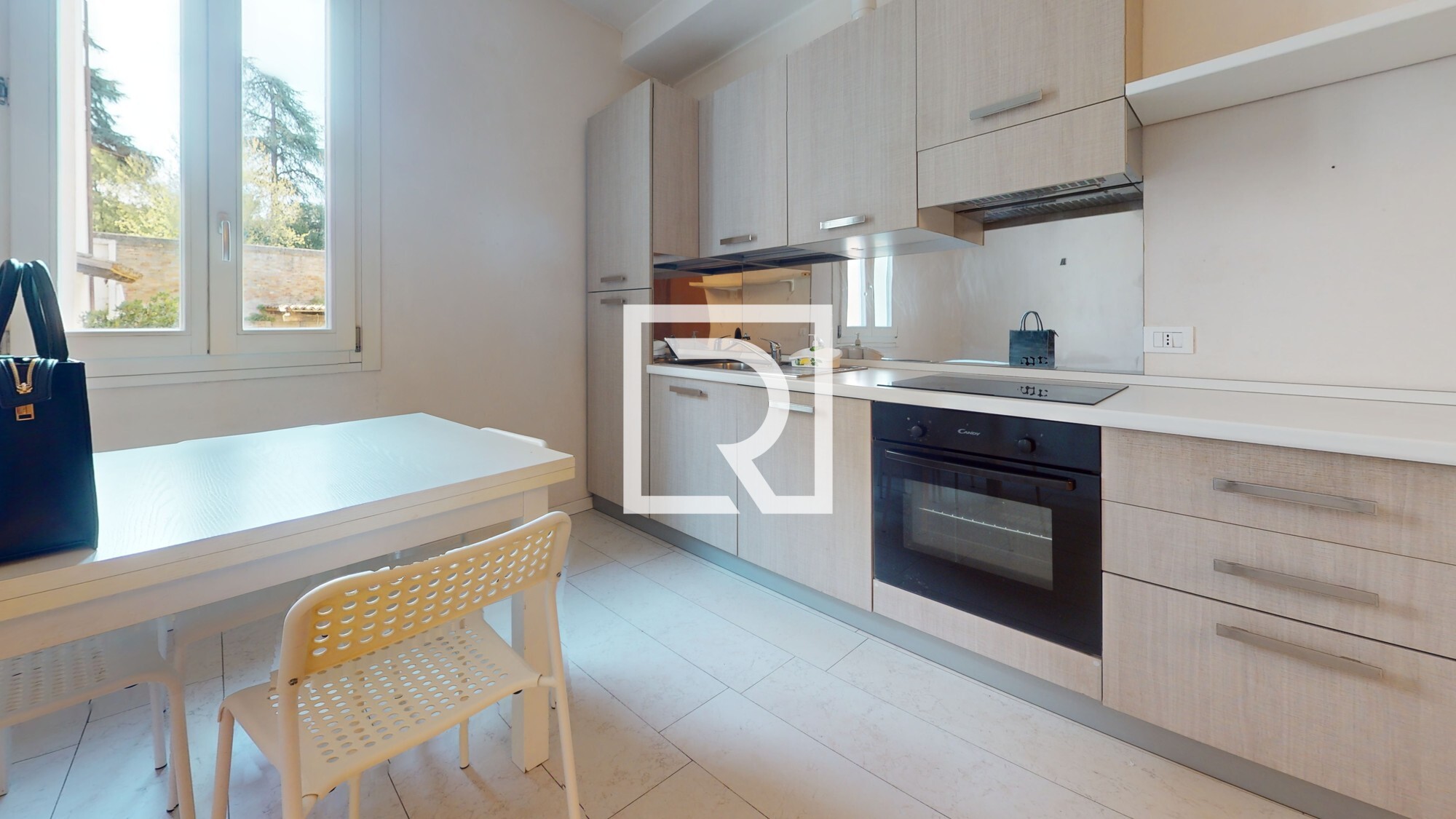 Kitchen (8)