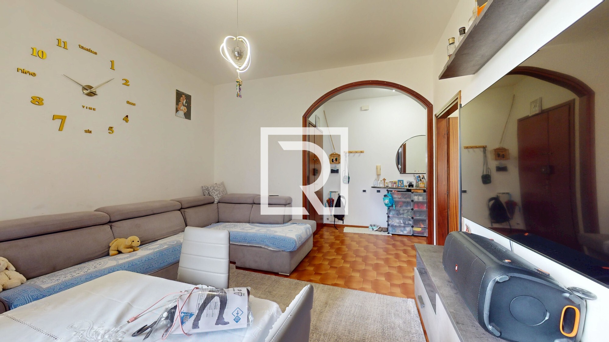 TRILOCALE-IN-ZONA-SERVITA-CON-GARAGE-06042025_113343