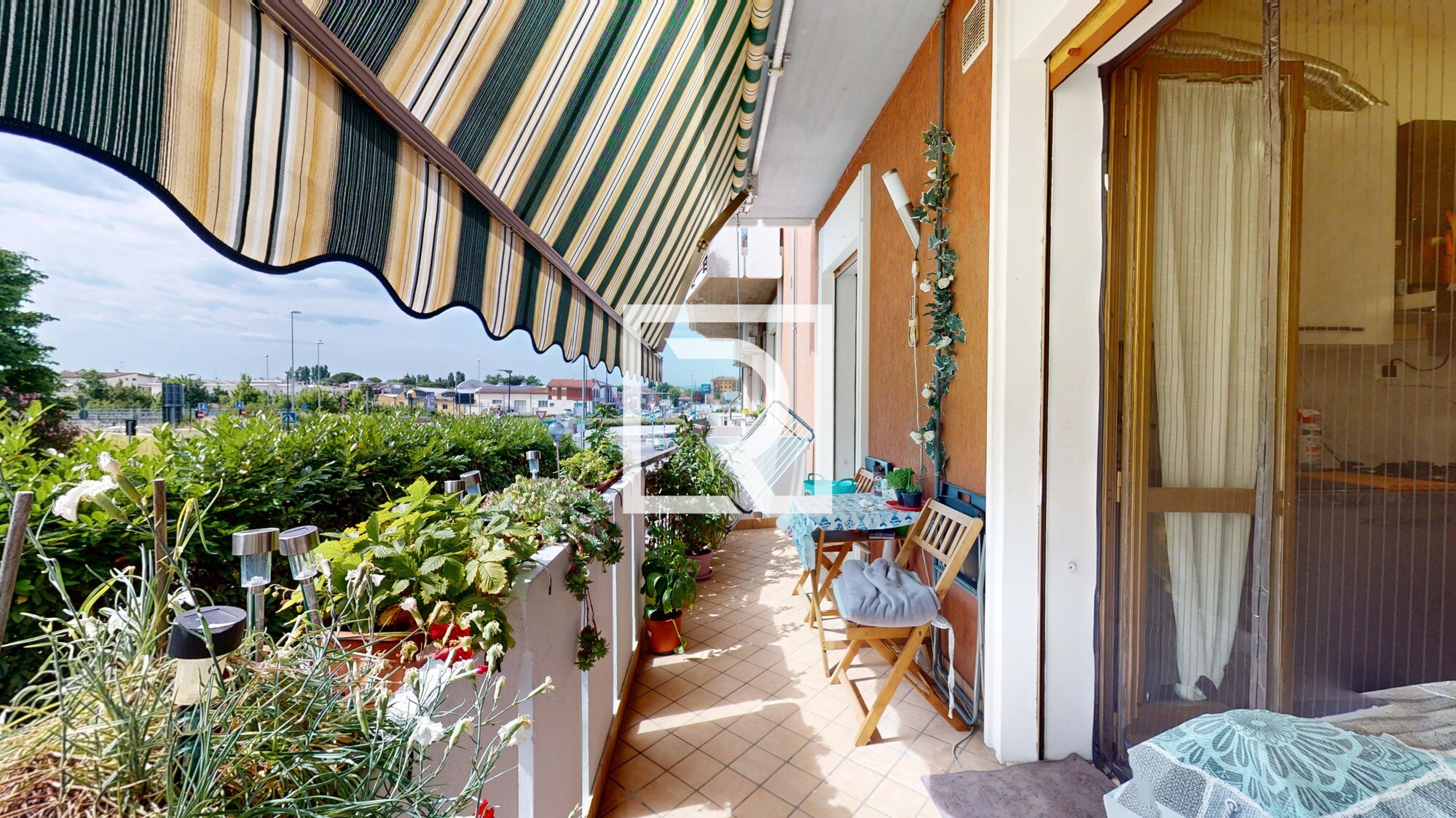 TRILOCALE-IN-ZONA-SERVITA-CON-GARAGE-06042025_113645