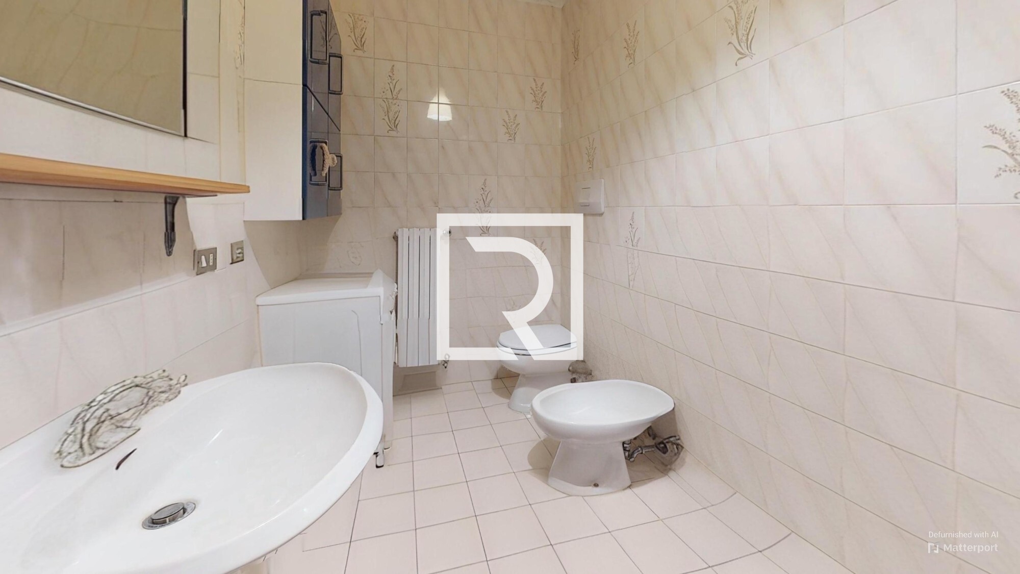 2-Via-Ferruccio-Parri-Bathroom-Defurnished