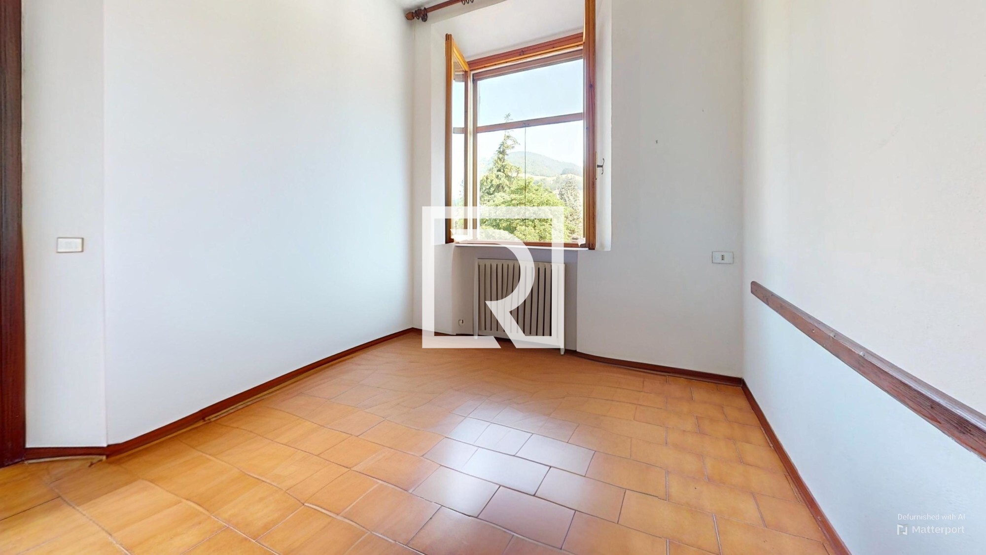 TRILOCALE-CON-VISTA-PANORAMICA-Bedroom-Defurnished 4