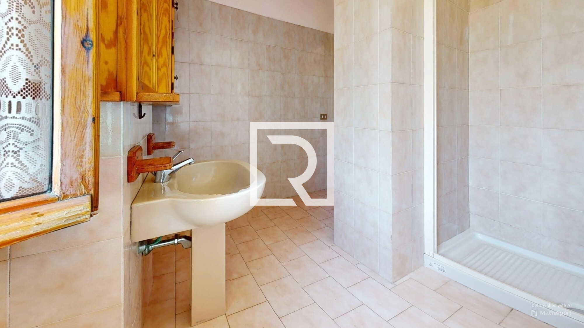 TRILOCALE-CON-VISTA-PANORAMICA-Bathroom-Defurnished