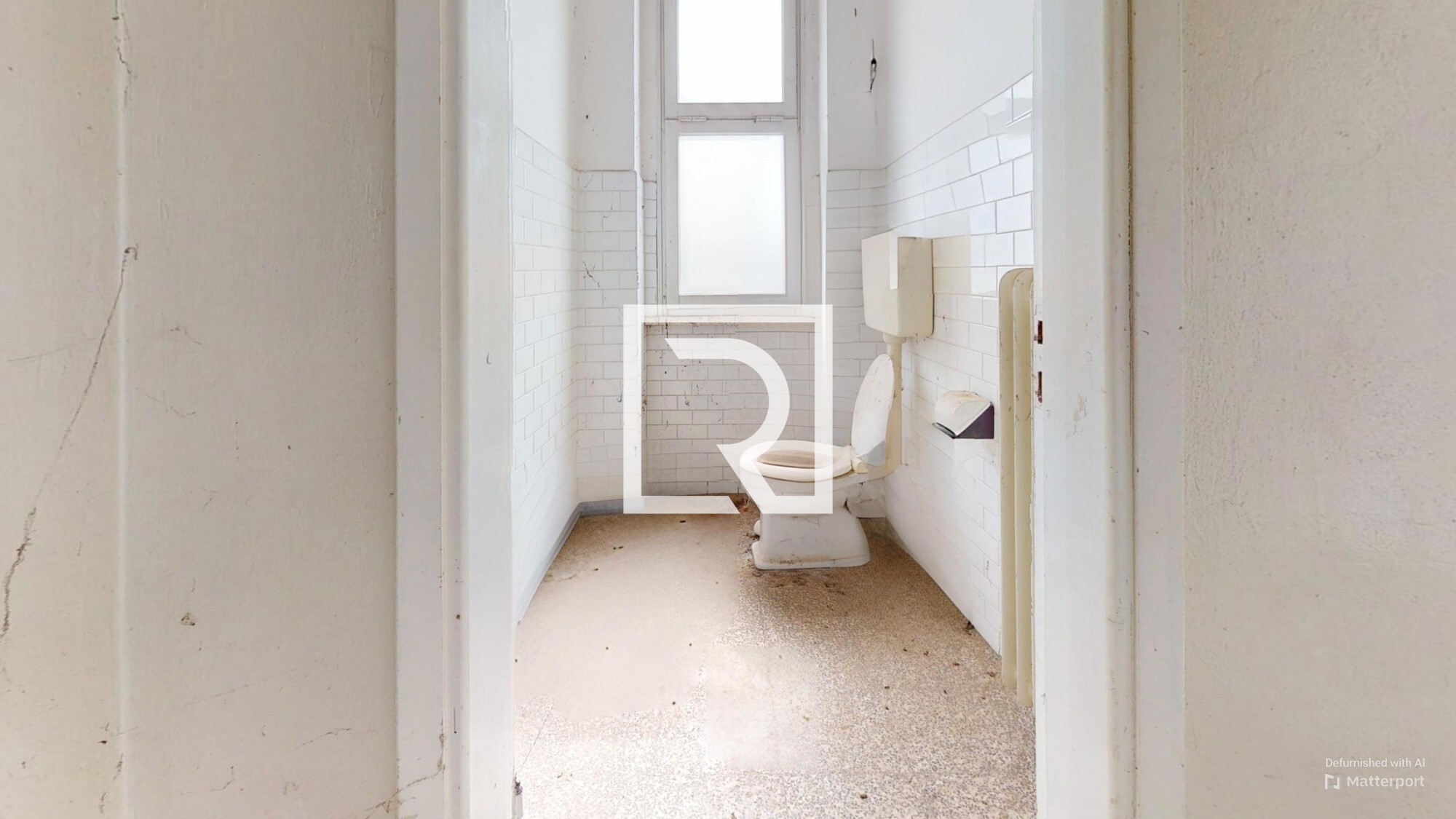 Senza-titolo-Bathroom-Defurnished 3