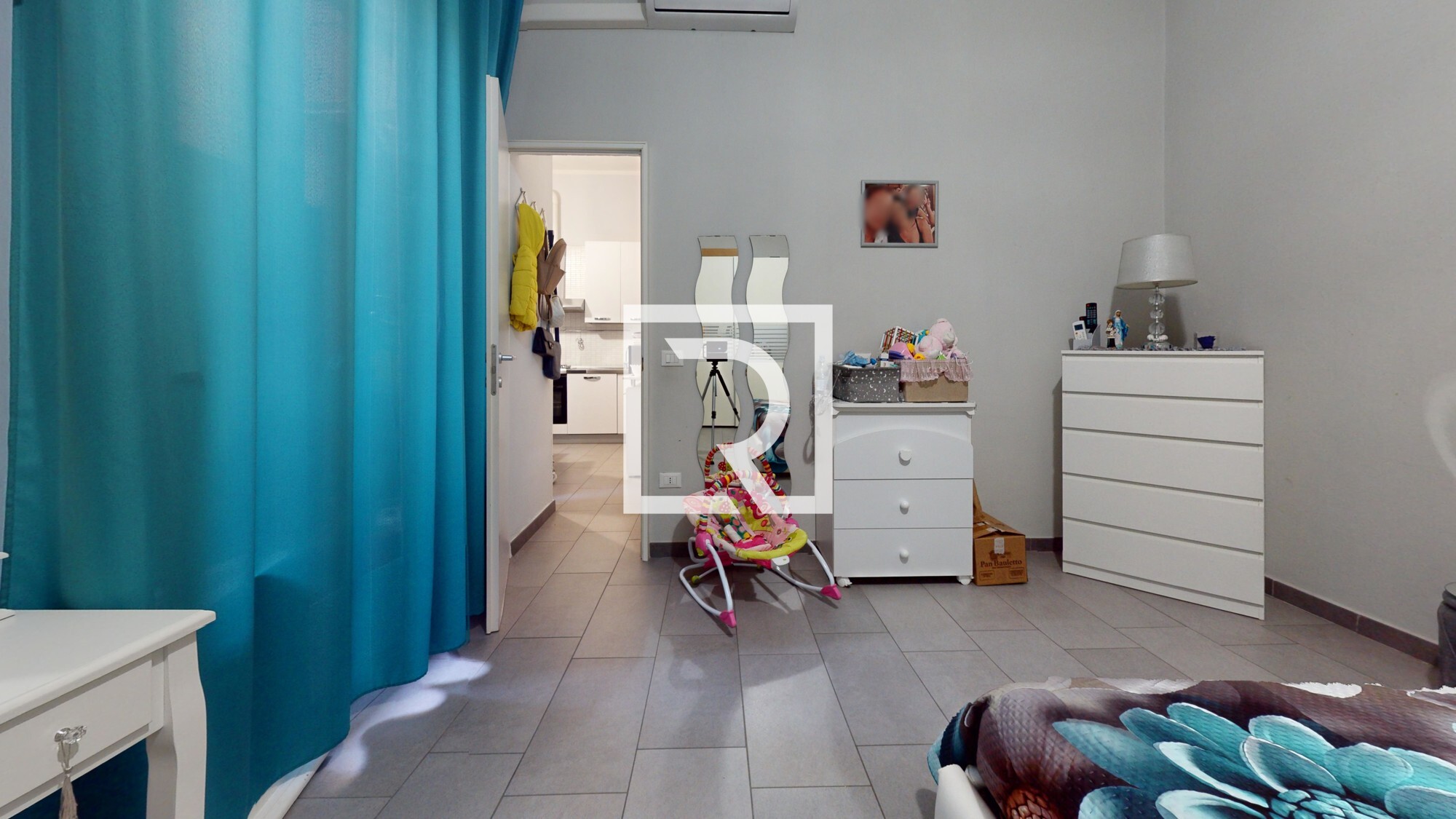 trilocale-finemente-ristrutturato-Bedroom 2