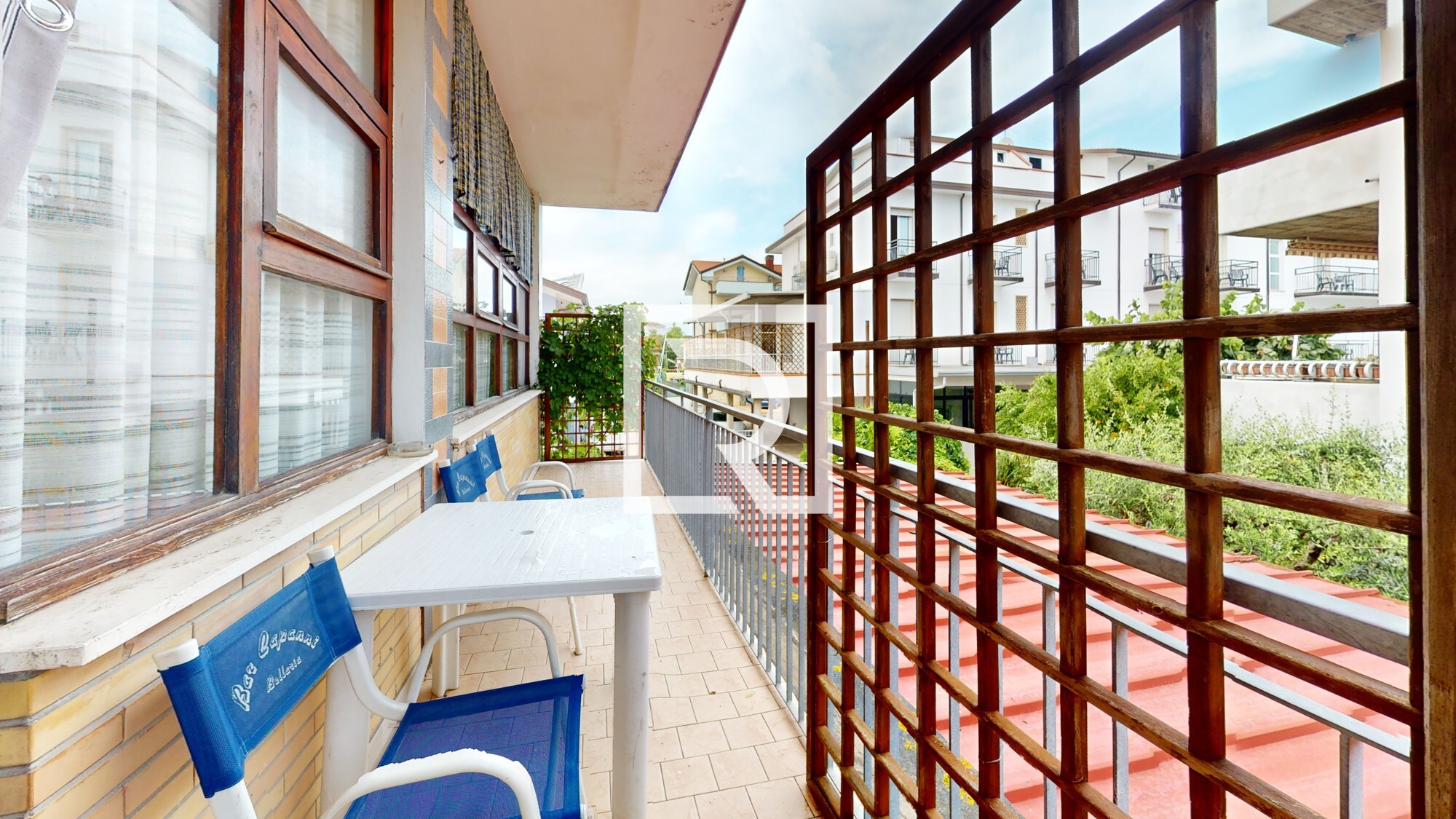 Balcony (1)