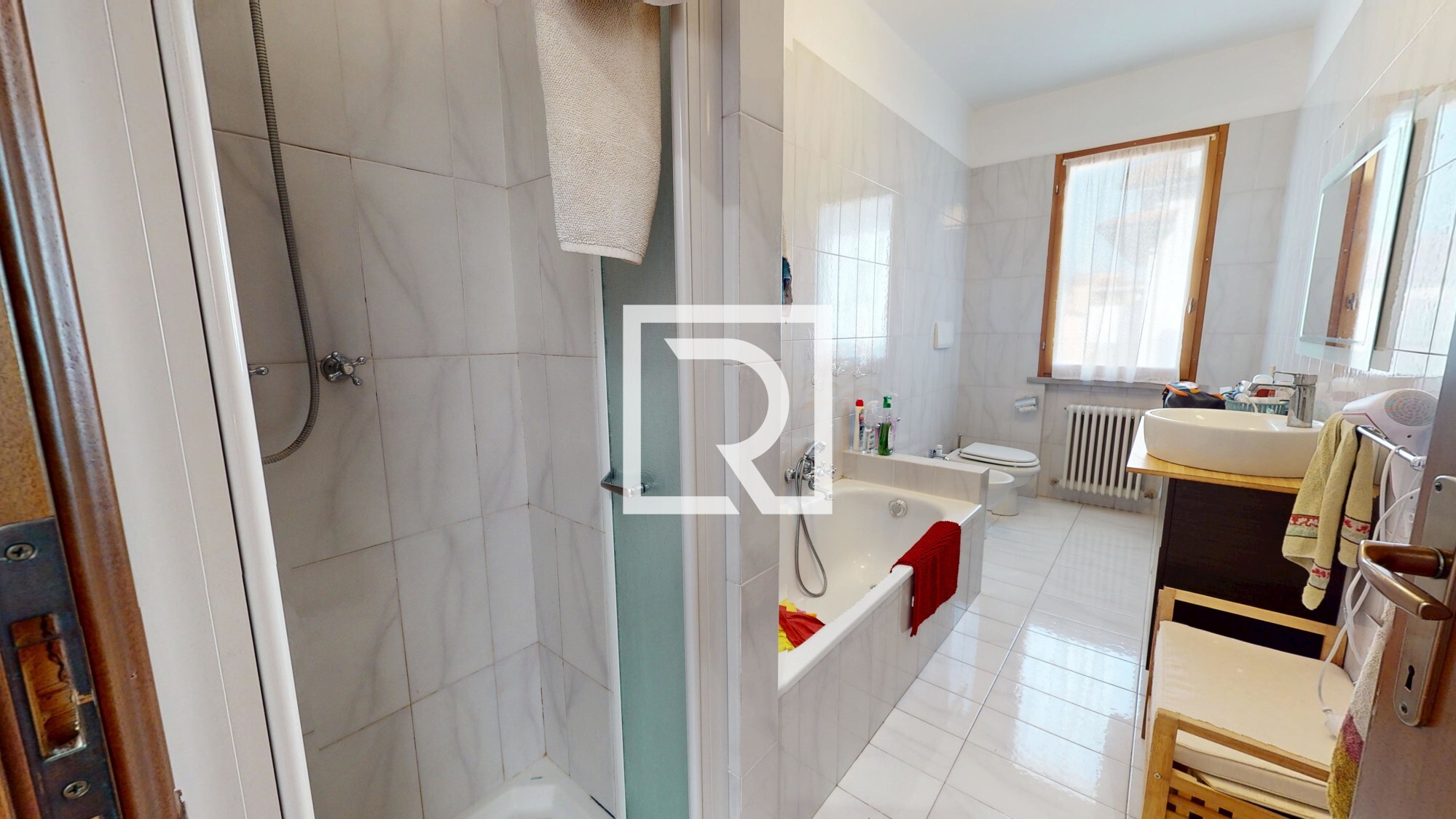 Villa-a-Schiera-Ca-Ossi-06182025_220146