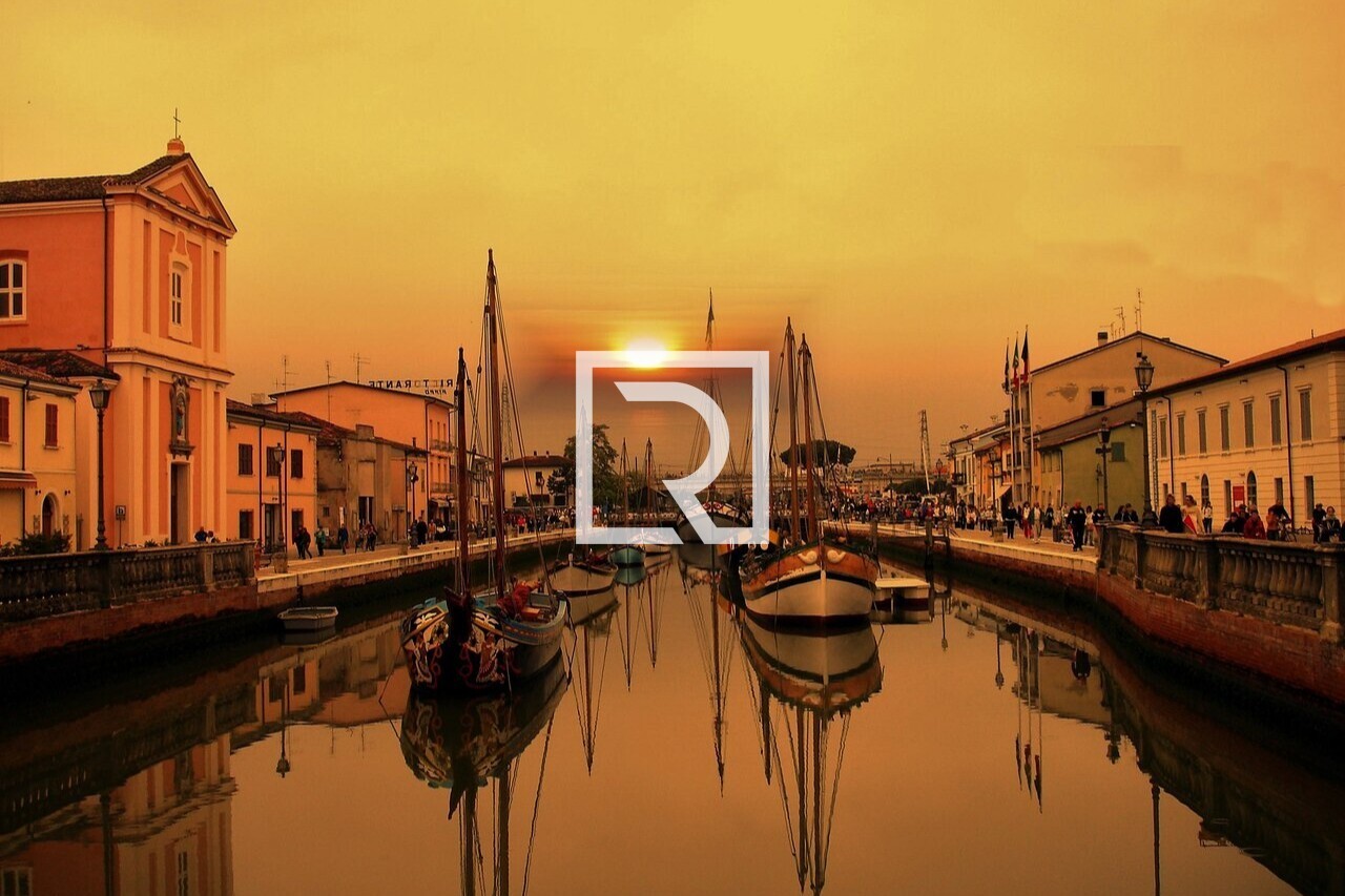 tramonto-sul-porto-canale