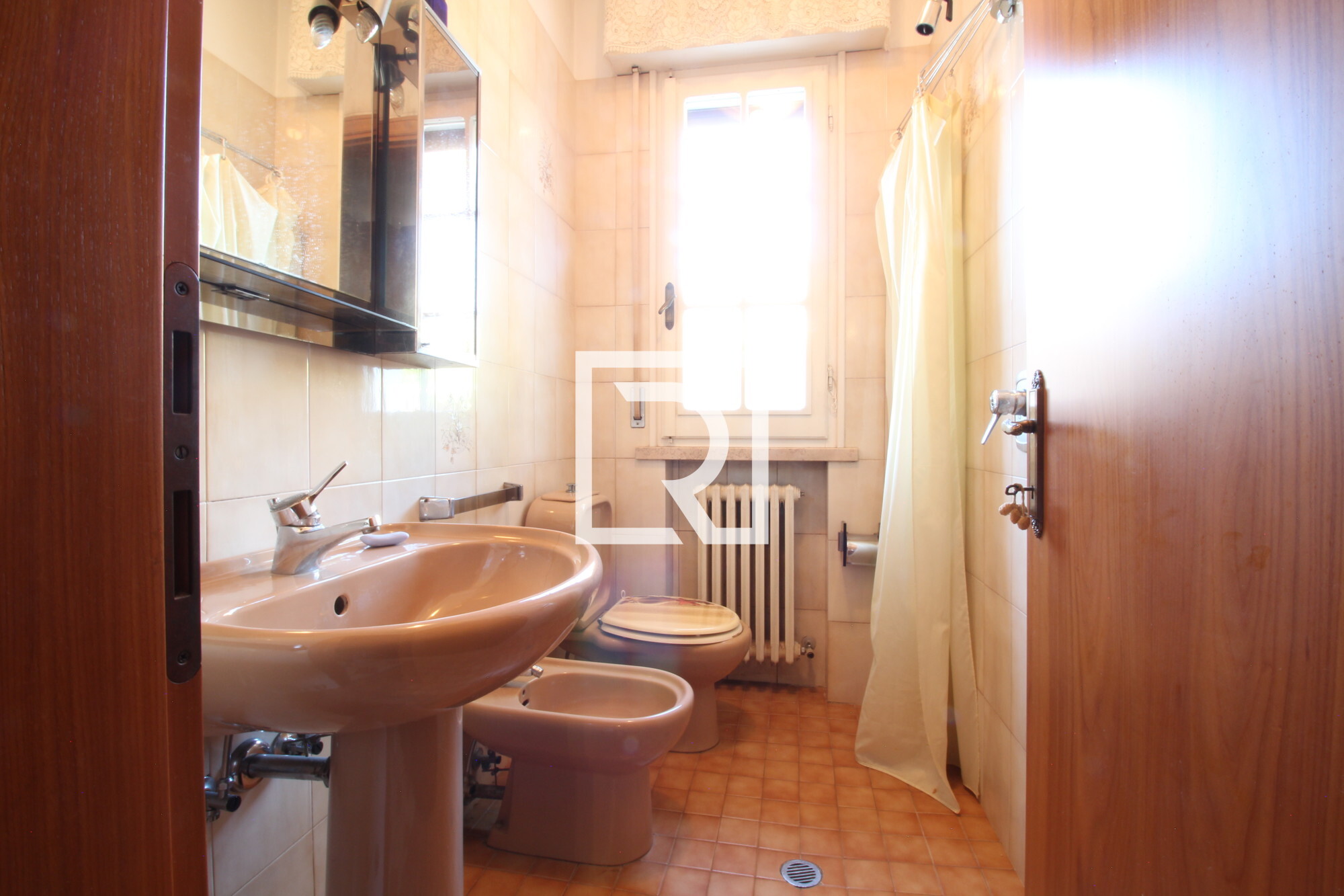 BAGNO IN CAMERA