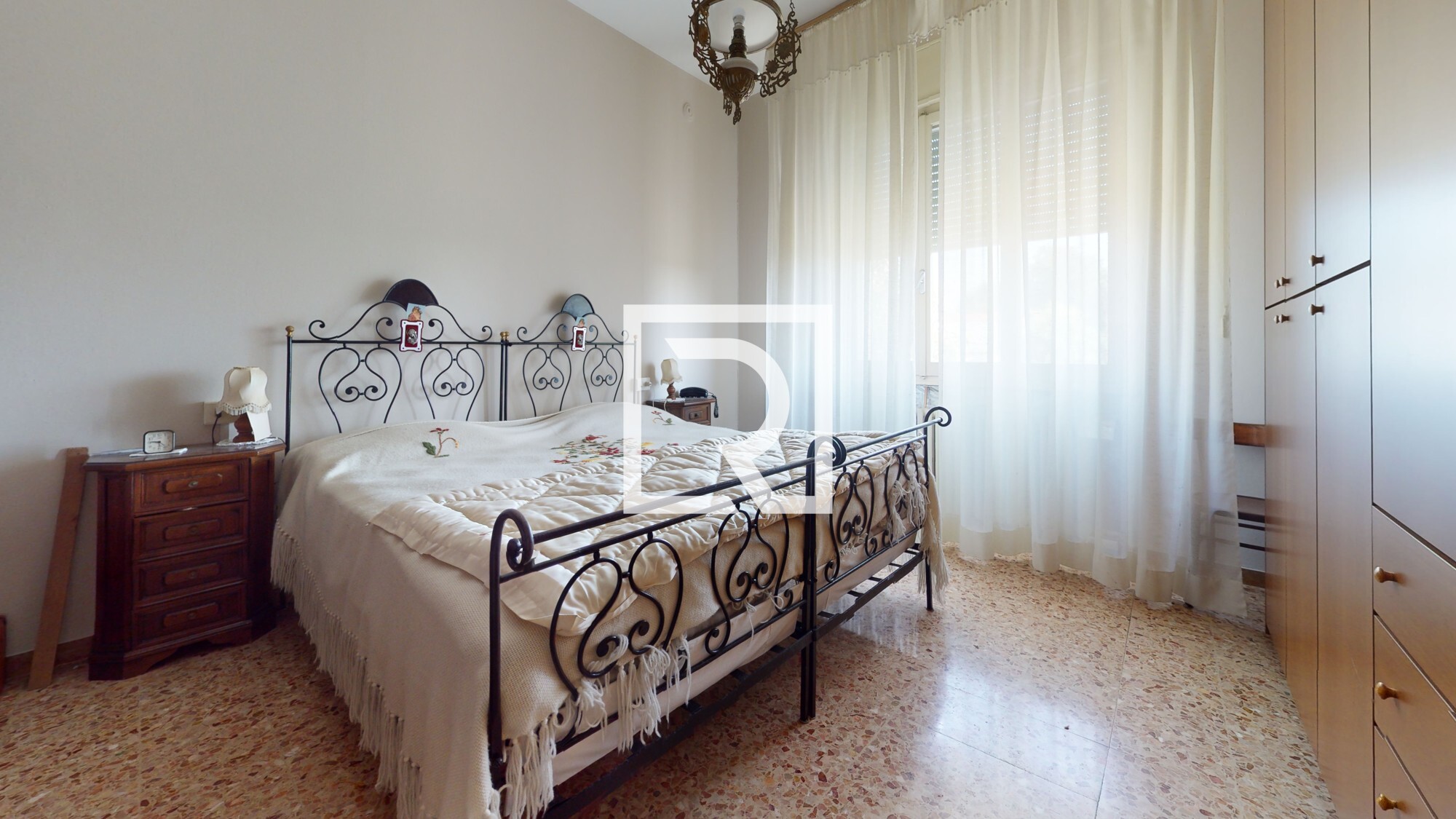 Bedroom (28)