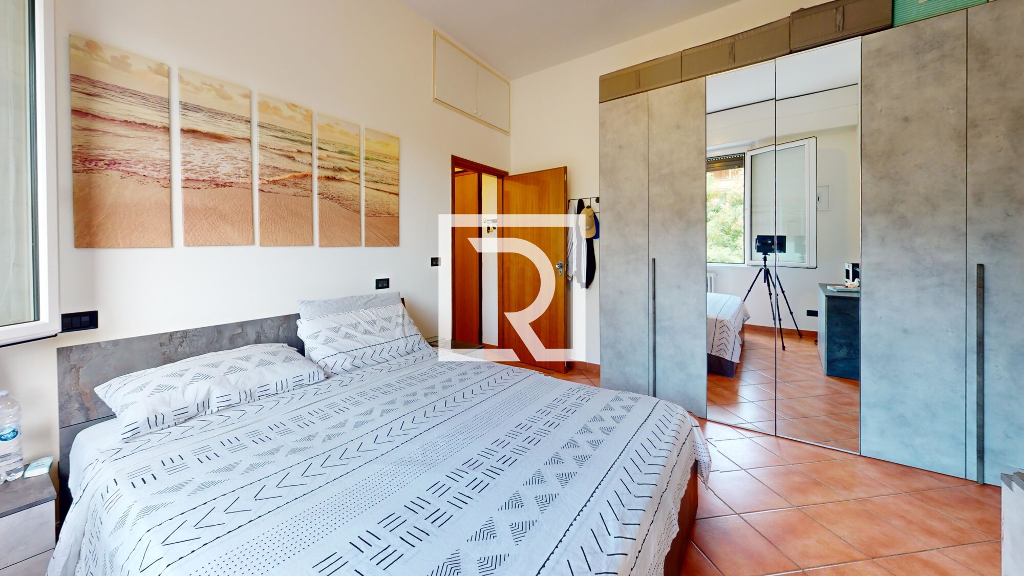 Via-Arno-20-Bedroom