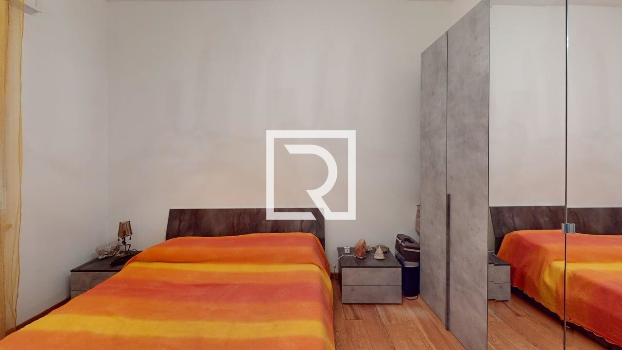 appartamento-trilocale-in-vendita-a-punta-marina--Bedroom