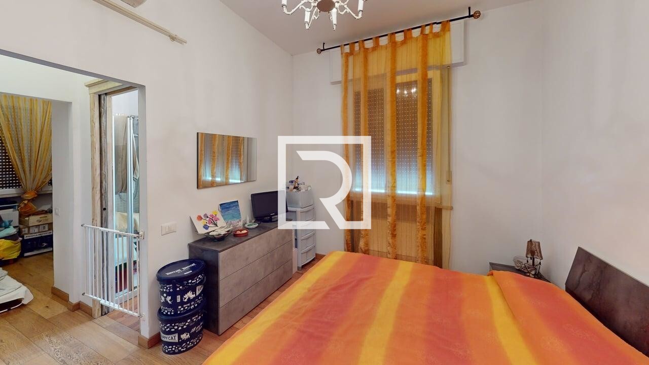appartamento-trilocale-in-vendita-a-punta-marina--Bedroom 1
