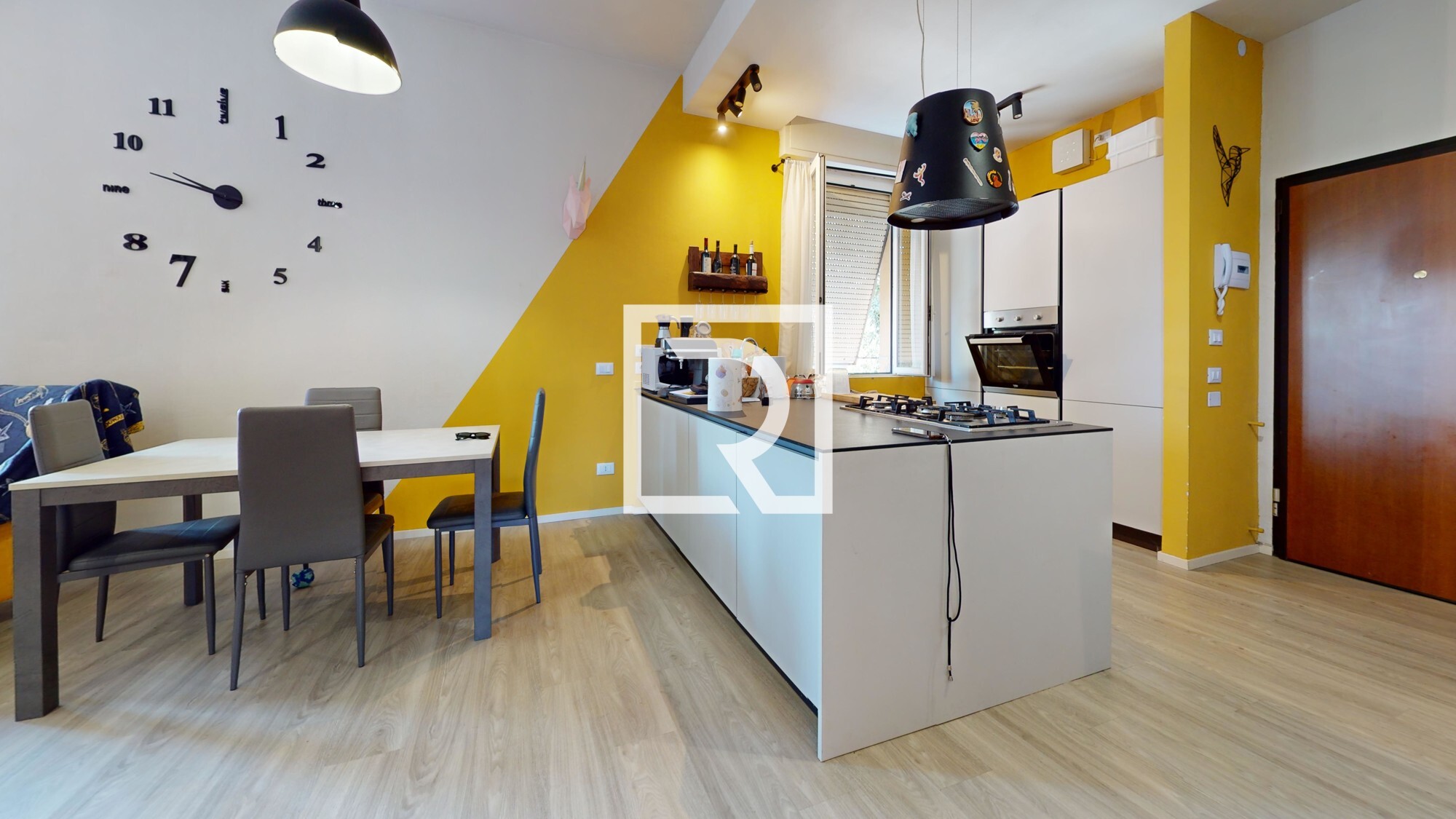 48-Via-Romeo-Galli-Kitchen