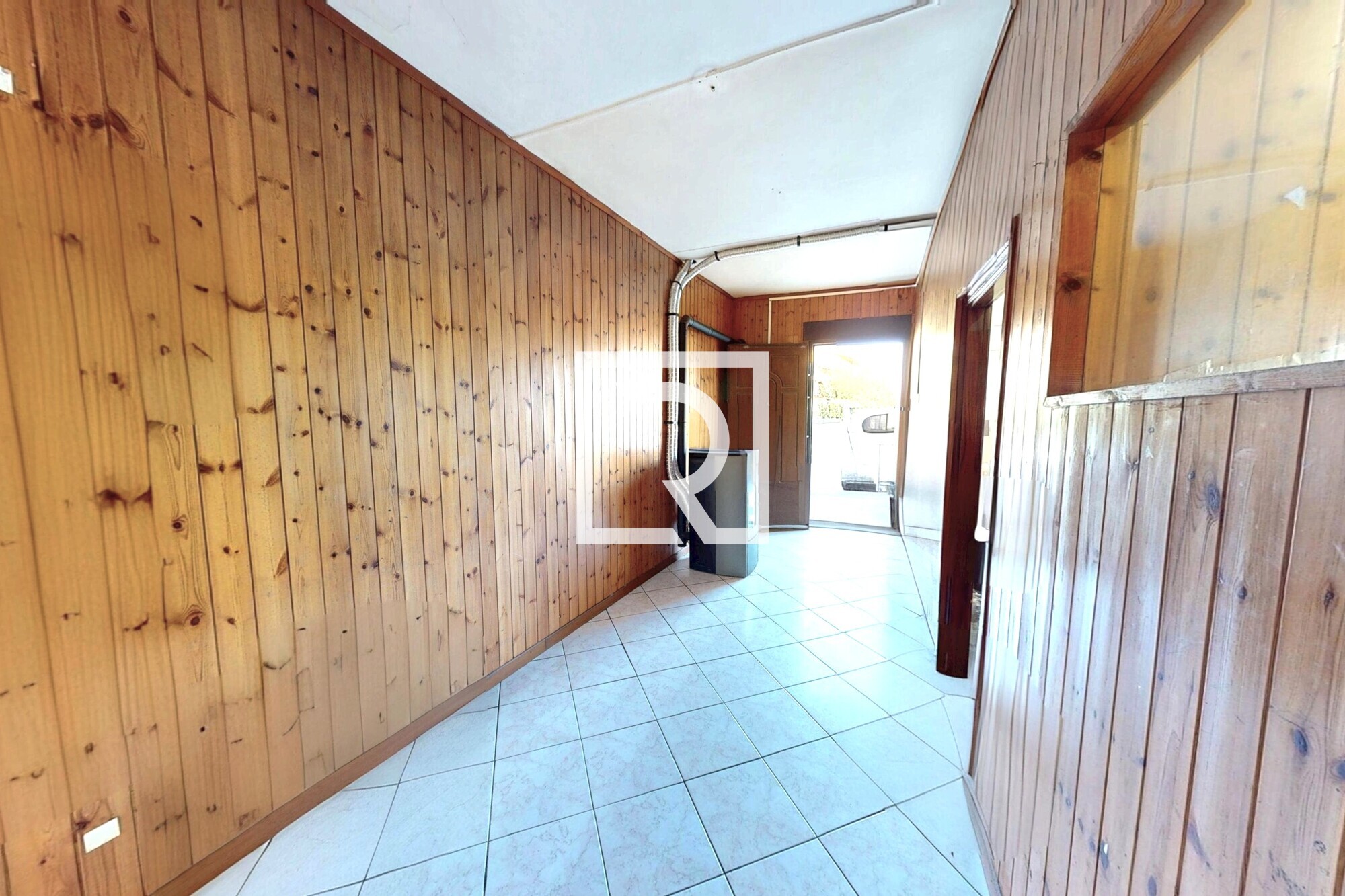 Via-Cesenatico-09082025_150854_defurnished