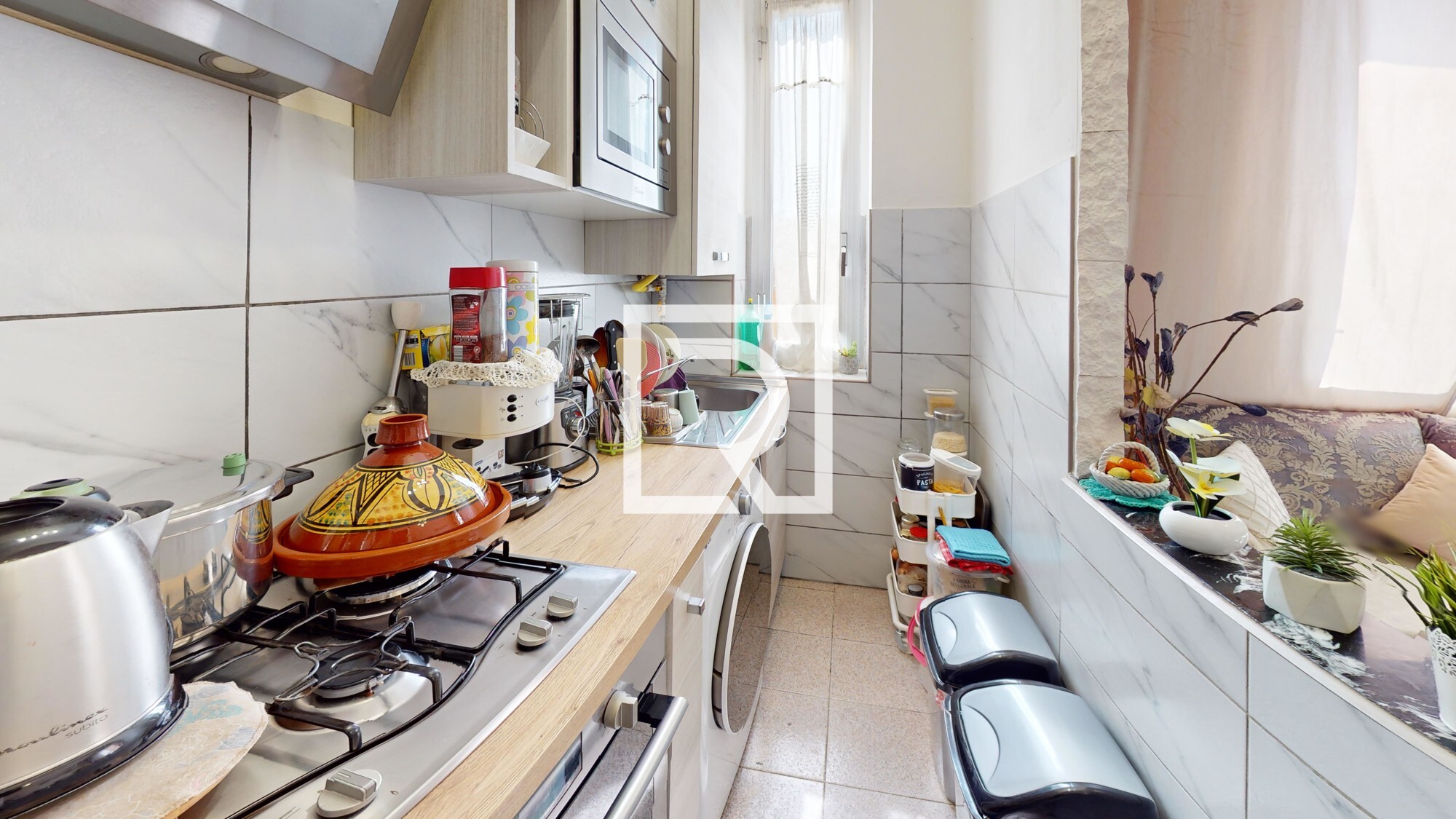 TRILOCALE-CON-CANTINA-DI-PRORPIETA-Kitchen