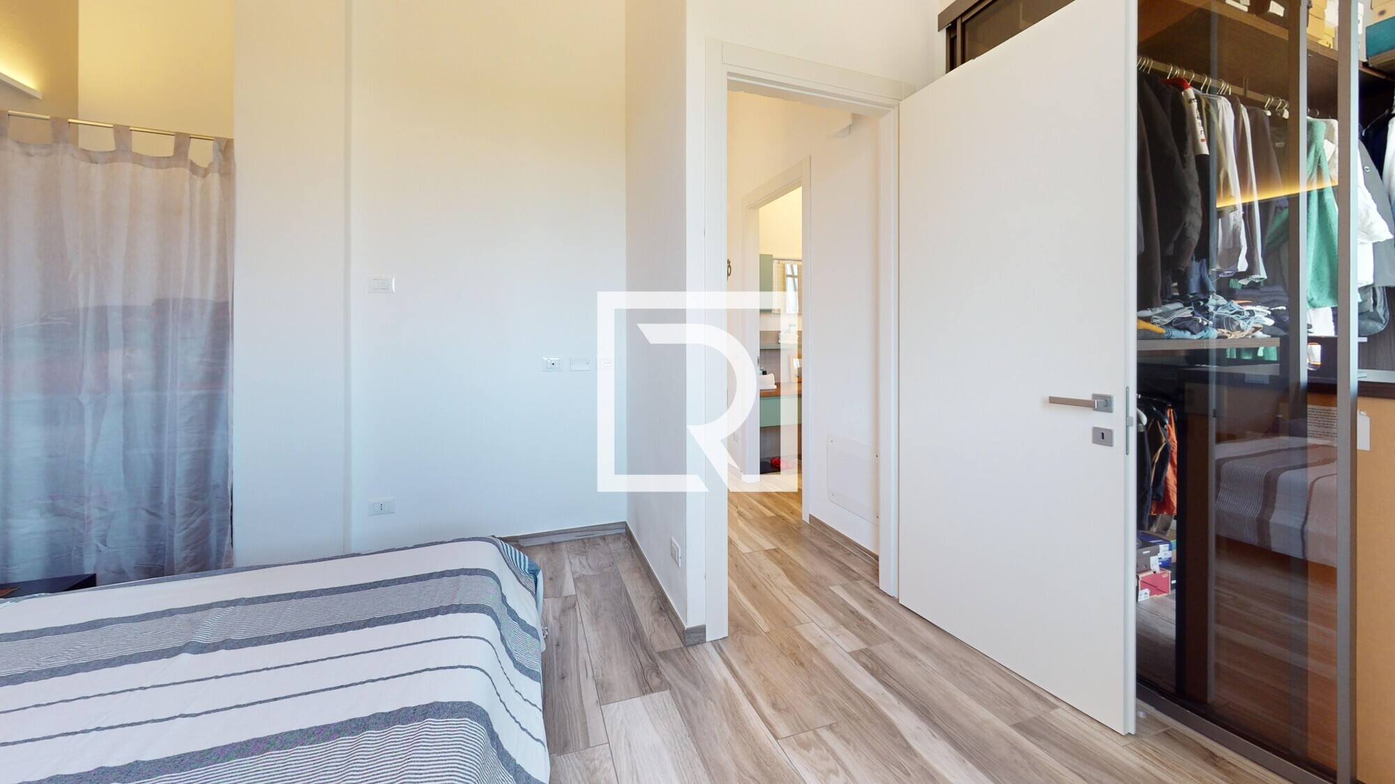 APPARTAMENTO-SU-2-LIVELLI-DI-PREGIO--Bedroom 3