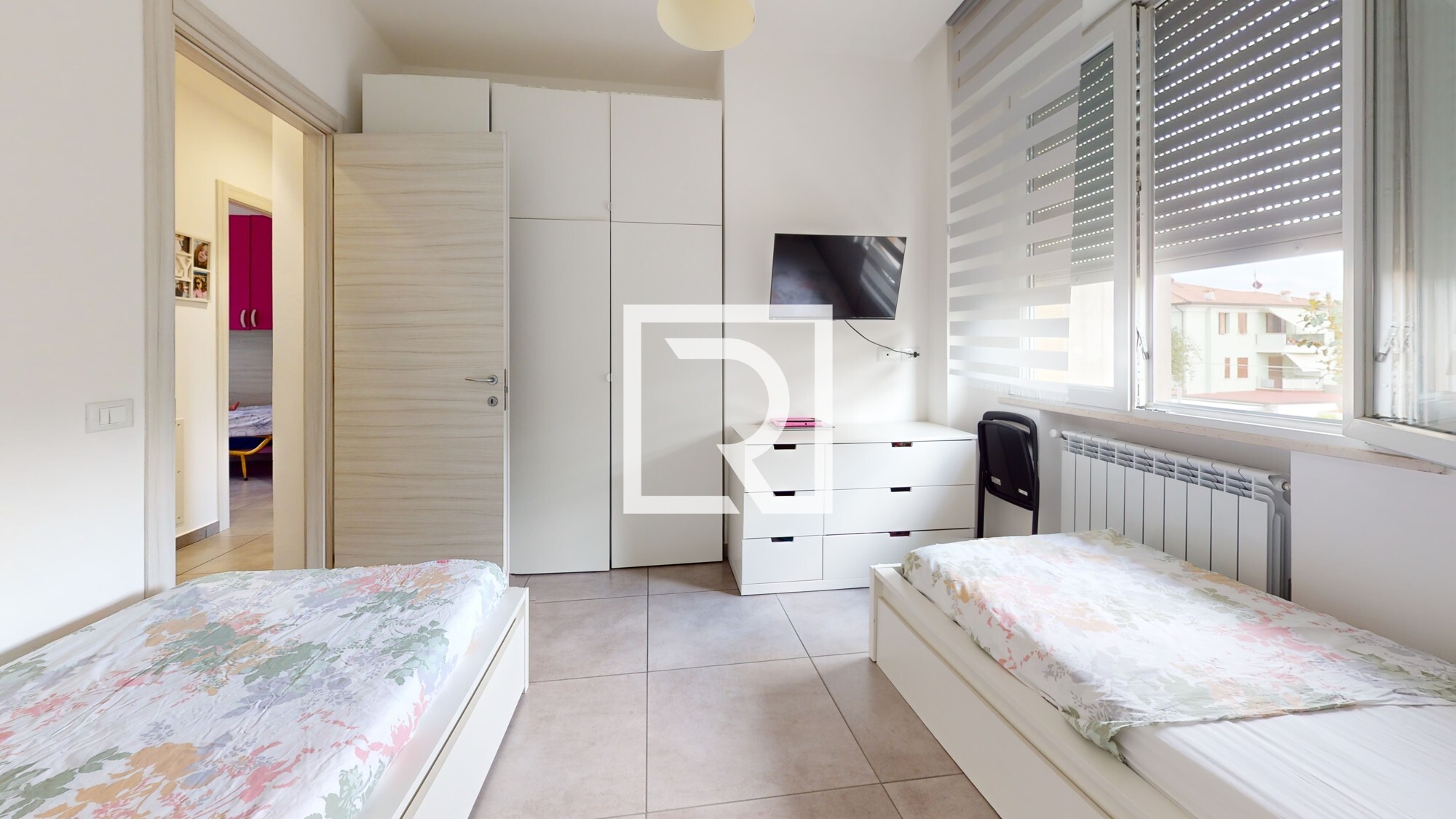 Bedroom (4)
