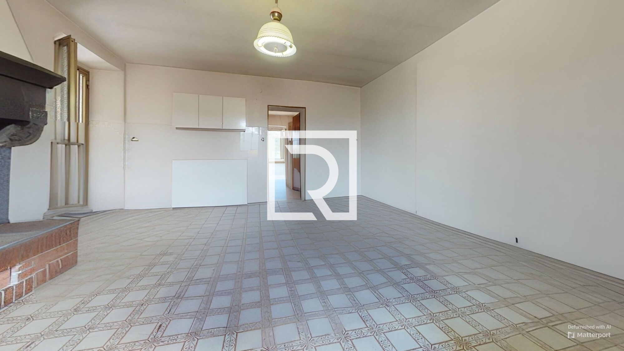 Dining-Room-Defurnished (3)