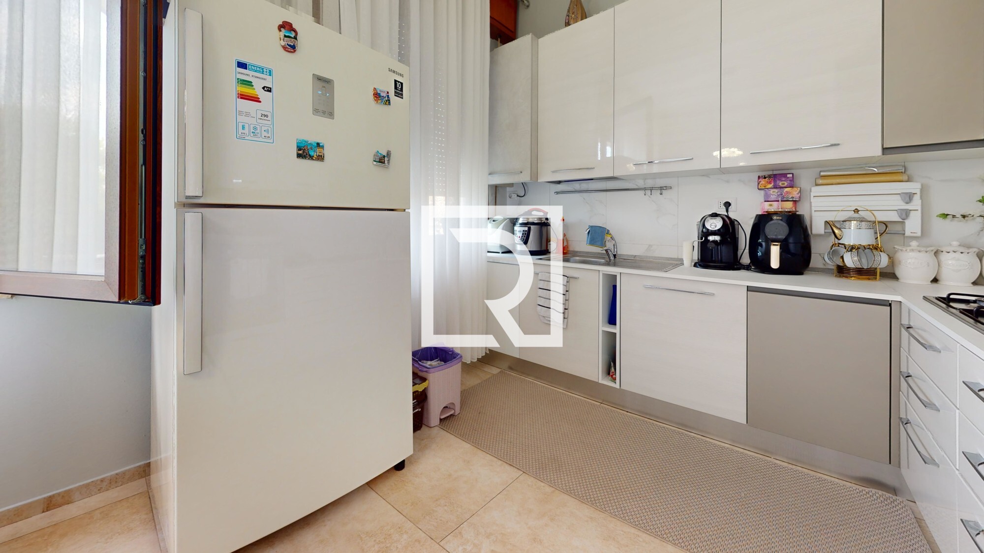 Quadrilocale-Centro-Savignano-Kitchen 1