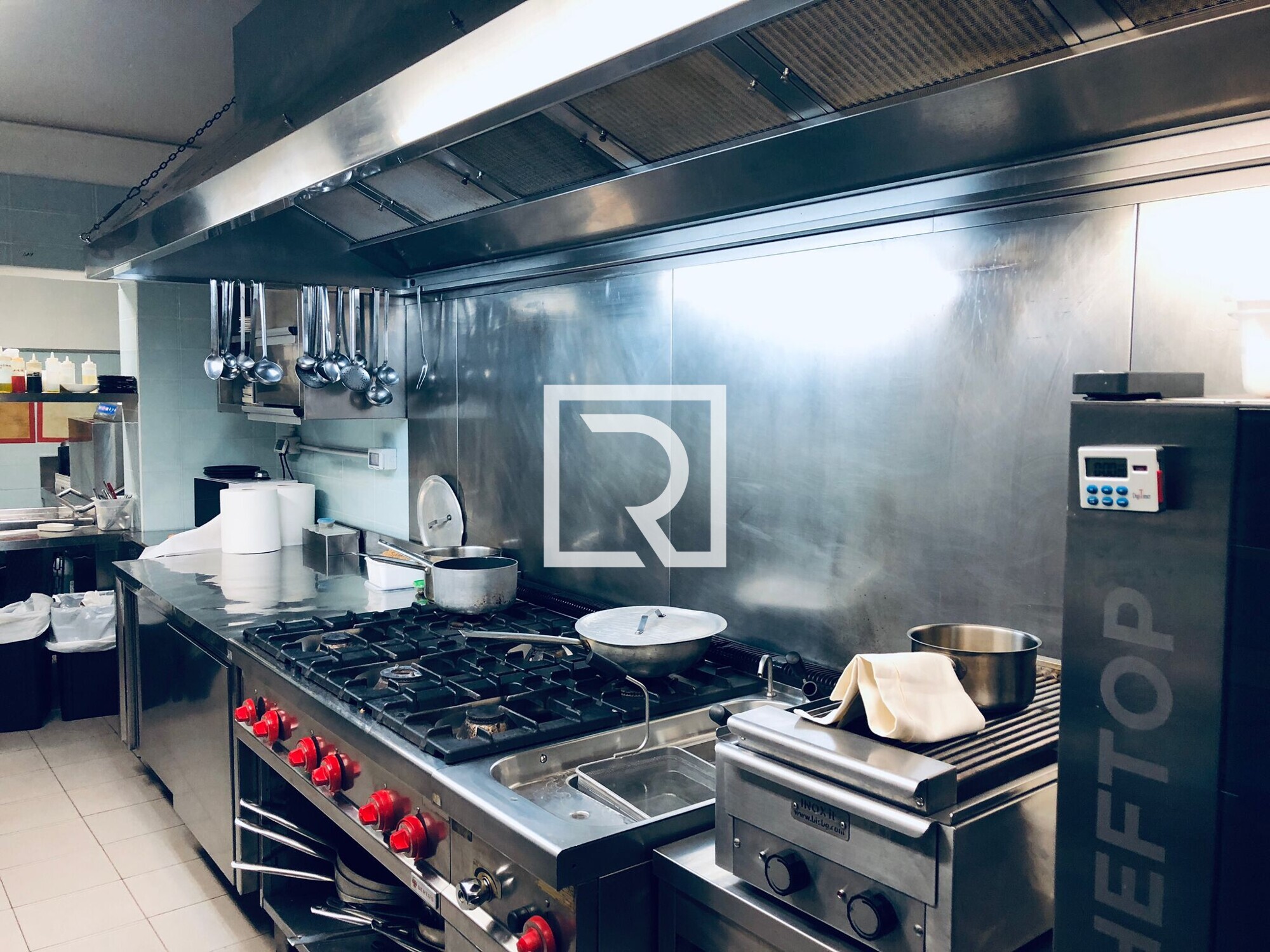 WhatsApp Image 2025-11-04 at 18.10.40 (1)